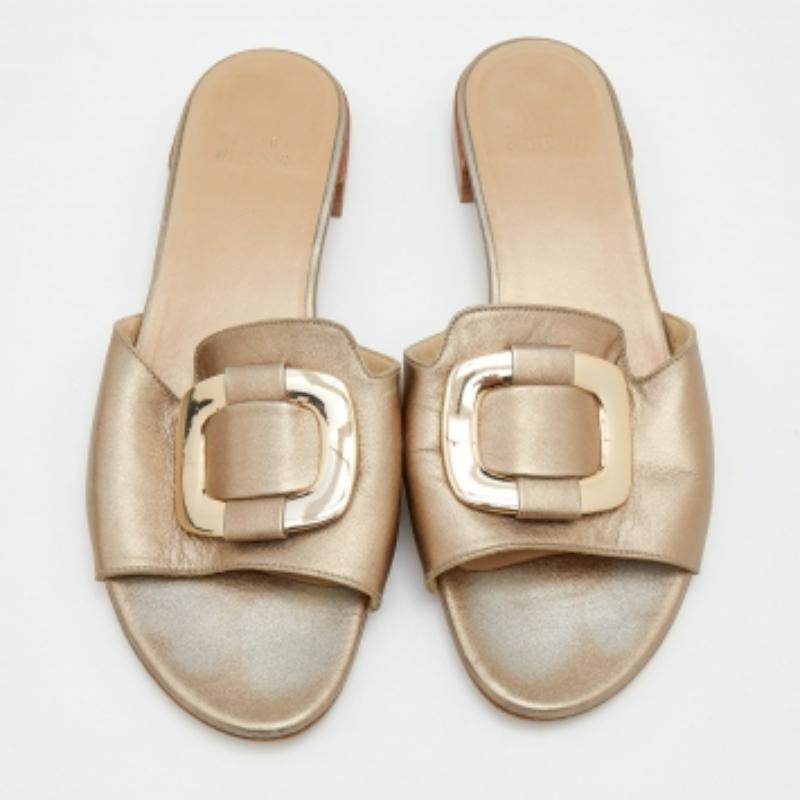 Oro Stuart Weitzman - Sandali in pelle oro metallizzato taglia 39 in vendita