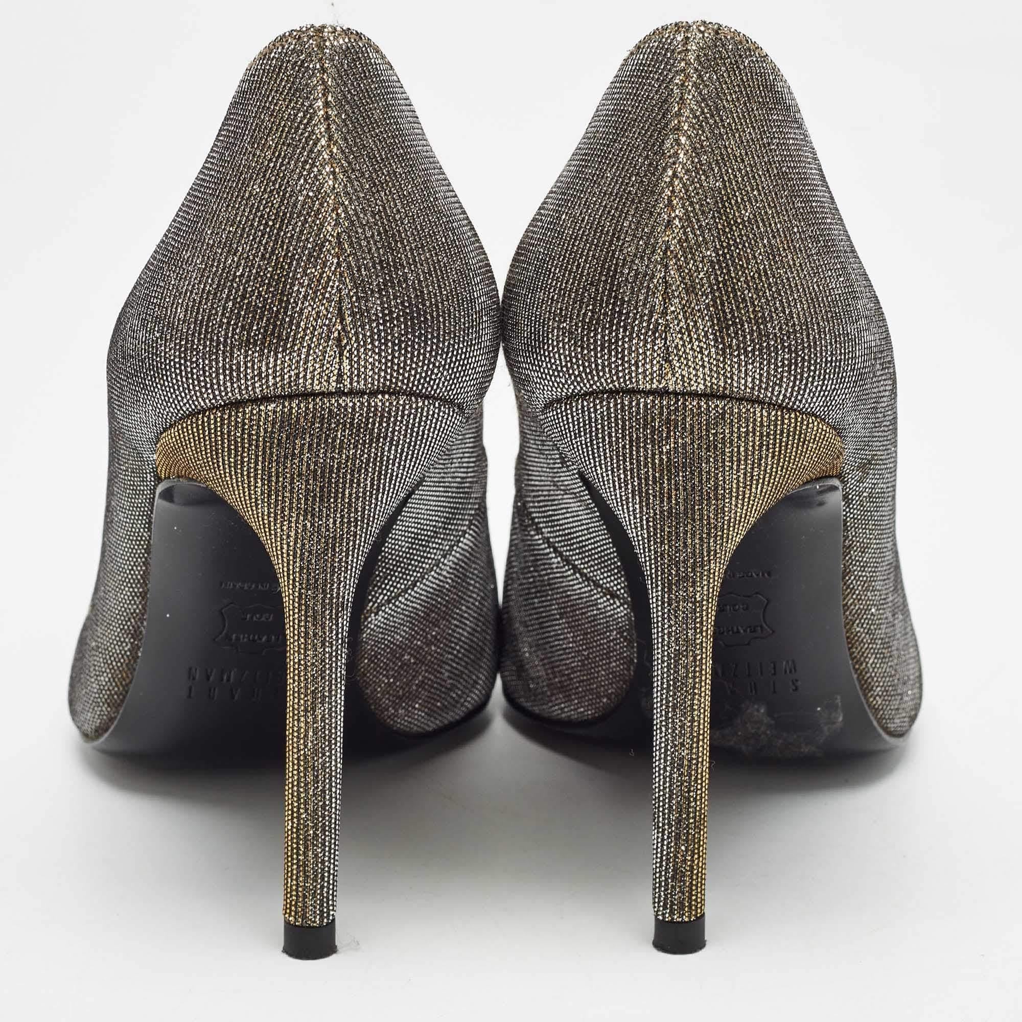 Donna Stuart Weitzman - Pompe a punta in tessuto lurex metallizzato - misura 36,5 in vendita