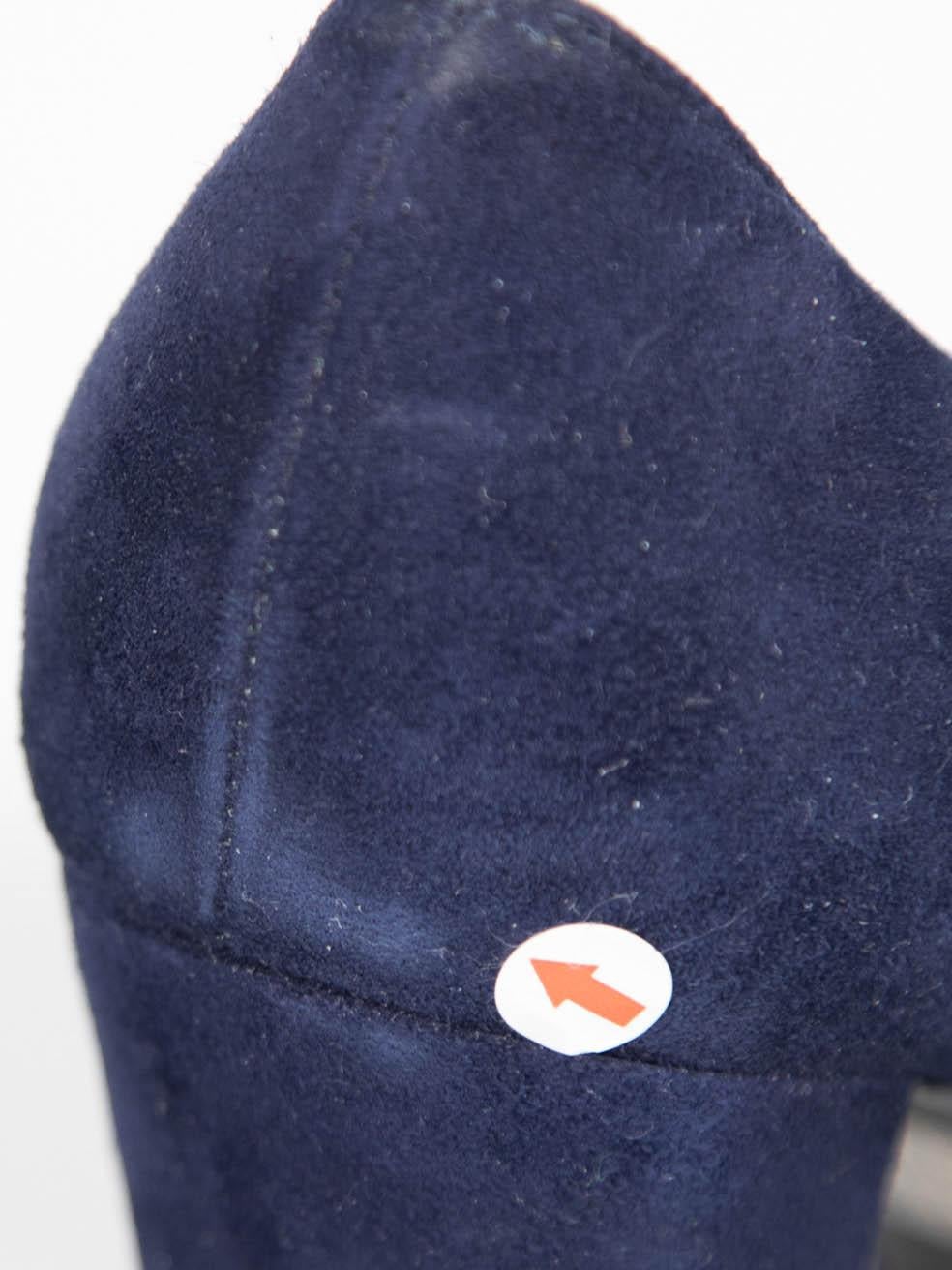 Stuart Weitzman escarpins à plateforme en daim bleu marine, taille IT 38 en vente 4