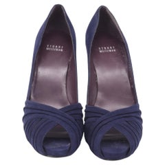 Stuart Weitzman Peep-Toe-Pumps aus marineblauem Wildleder