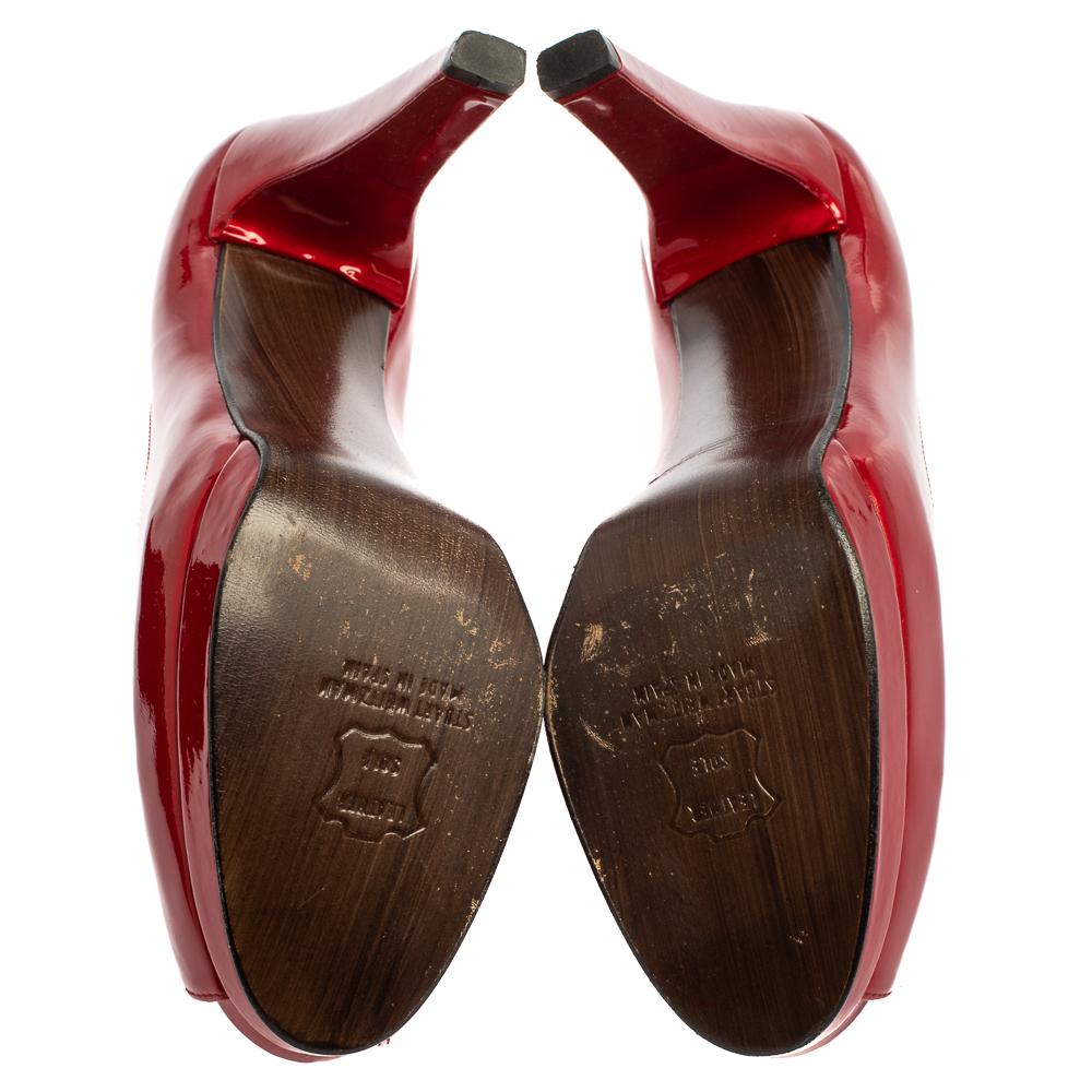Women's Stuart Weitzman Red Patent Leather Peep Toe Pumps Size 38.5 For Sale