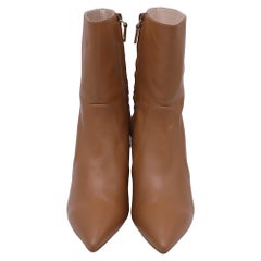 Stivaletti a punta Renegade di Stuart Weitzman in pelle marrone