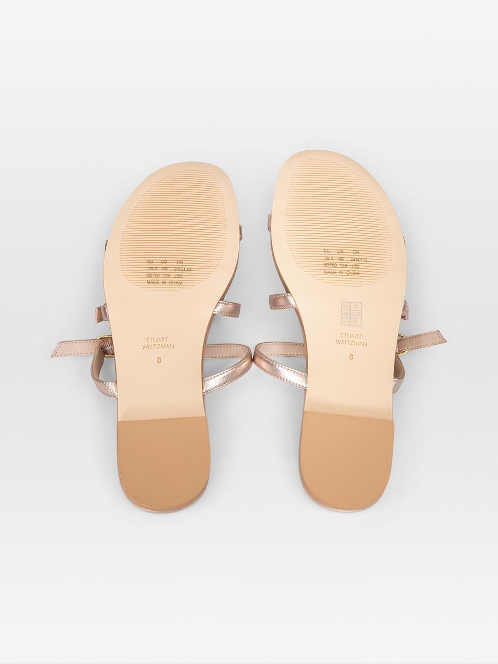 Stuart Weitzman Rose Gold Grecian Buckle Sandals Size US 8 Neuf - En vente à London, GB