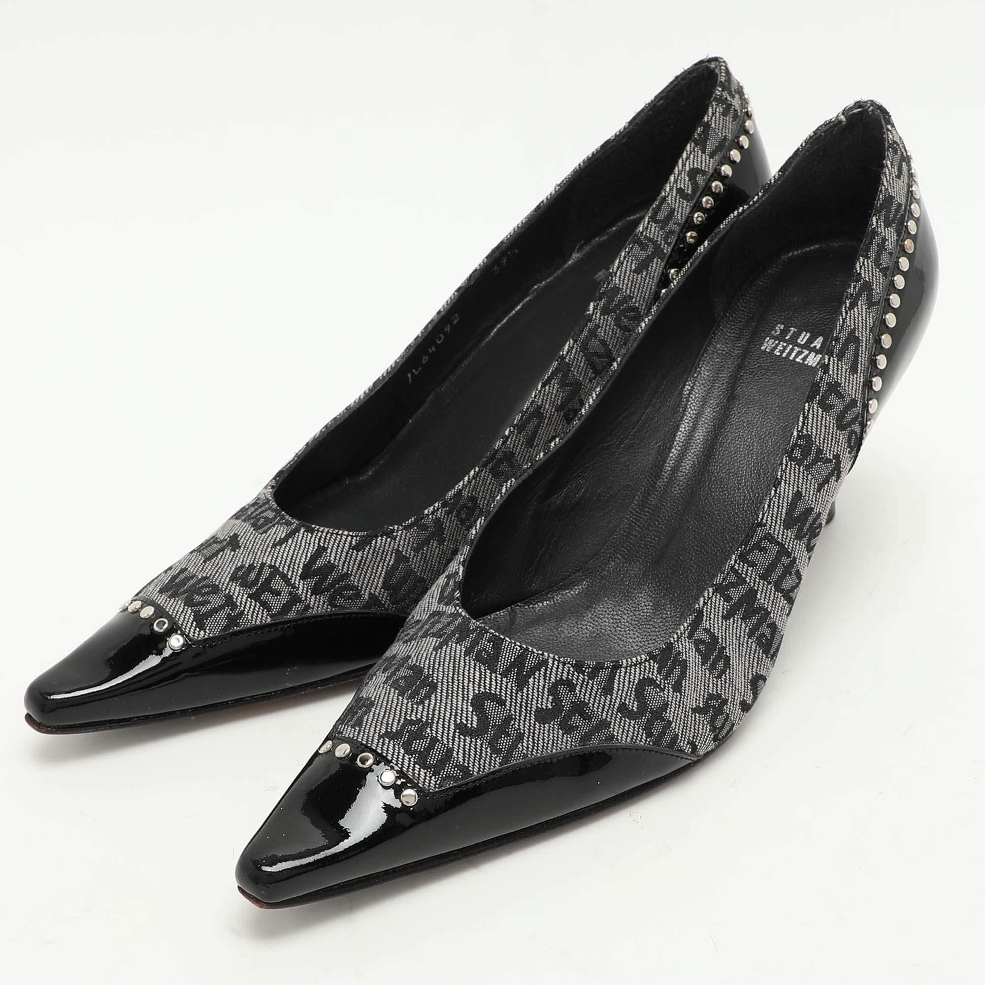 Féminité et élégance sont au rendez-vous  ces escarpins présentent une silhouette chic et un design attrayant. Vous pouvez porter ces escarpins pour un look élégant.