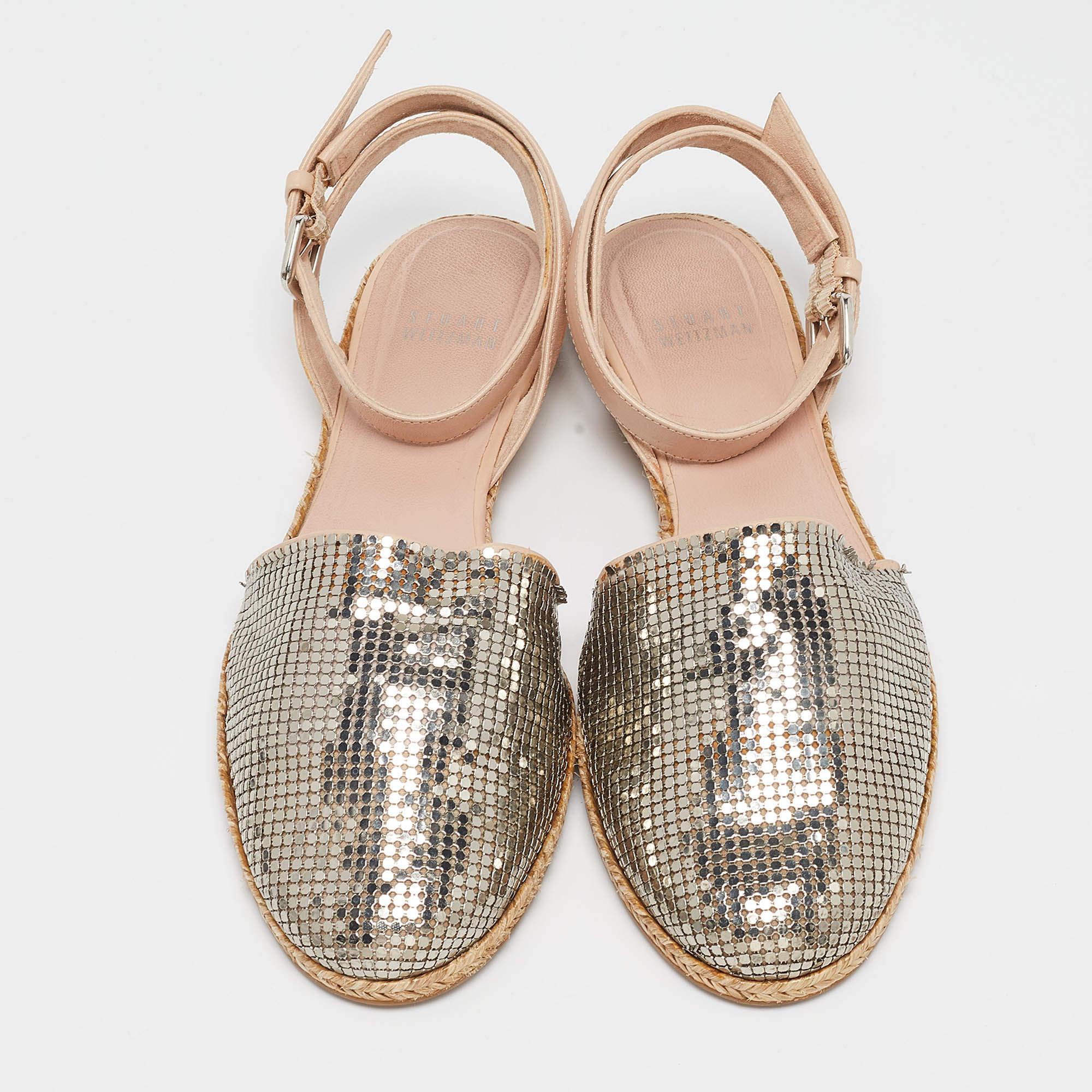 Marrone Stuart Weitzman Espadrillas colorblock in metallo e pelle argento/beige misura 38 in vendita
