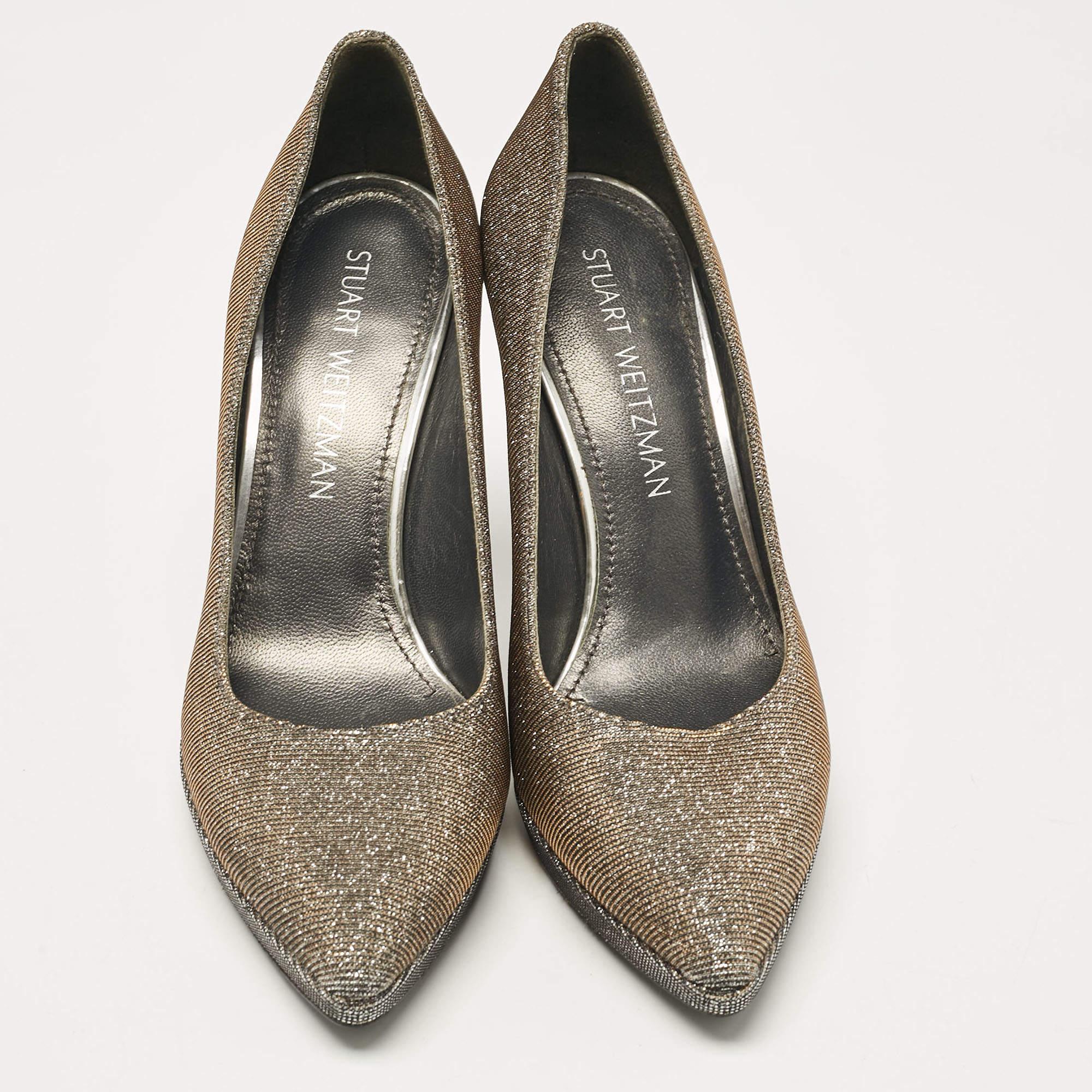 Noir Stuart Weitzman escarpins à bout pointu en tissu lurex argenté taille 37 en vente
