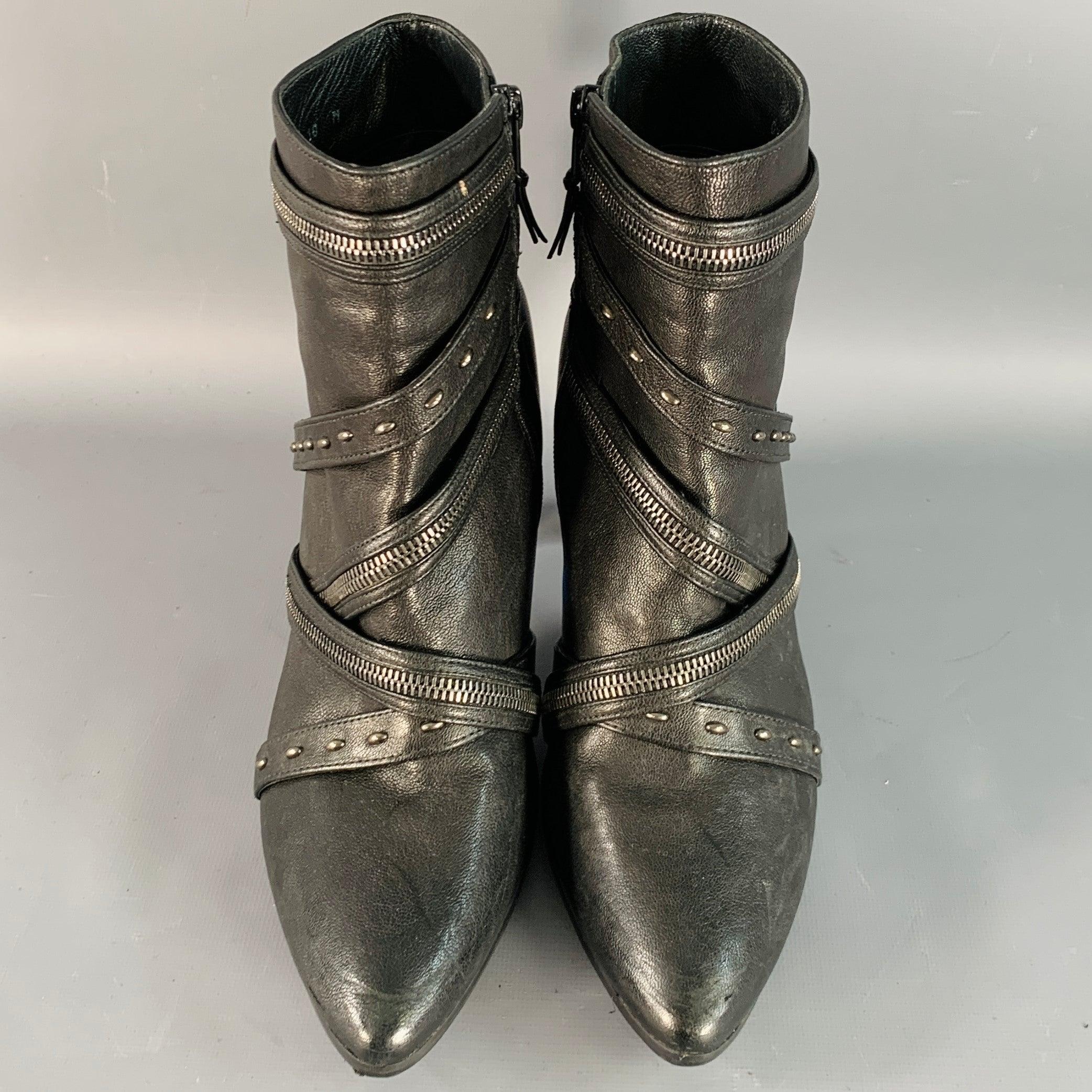 STUART WEITZMAN Größe 10 Schwarz Nieten Reißverschlüsse Lederstiefel Damen im Angebot