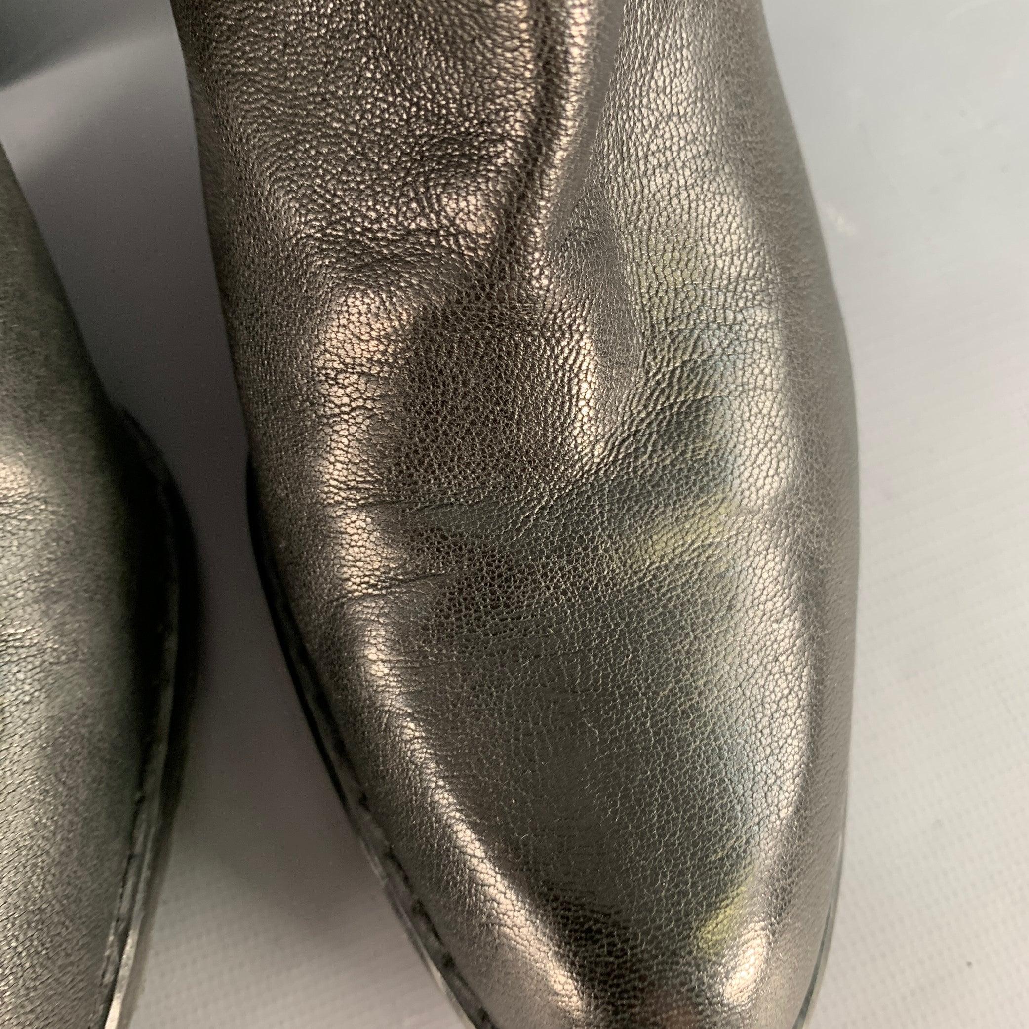 STUART WEITZMAN Größe 7 Schwarz Leder Nieten Zip Belted Ankle Booties im Angebot 5