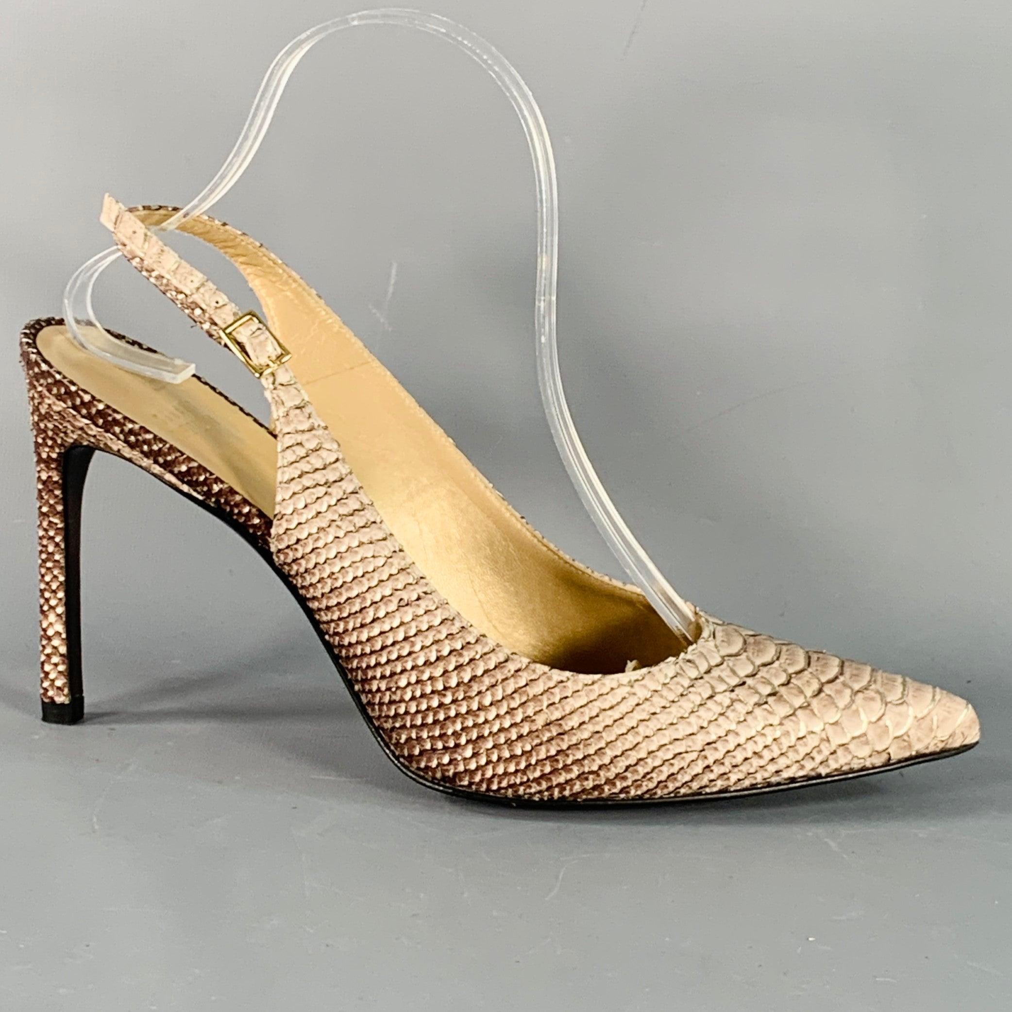 STUART WEITZMAN 