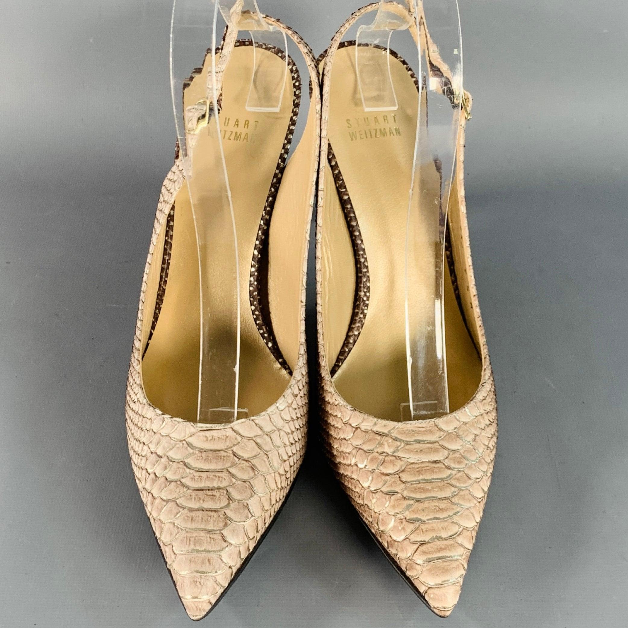 Women's STUART WEITZMAN Size 9.5 Daisy Grey Gold Textured Snakeskin Effect Leather Slingback Pumps For Sale