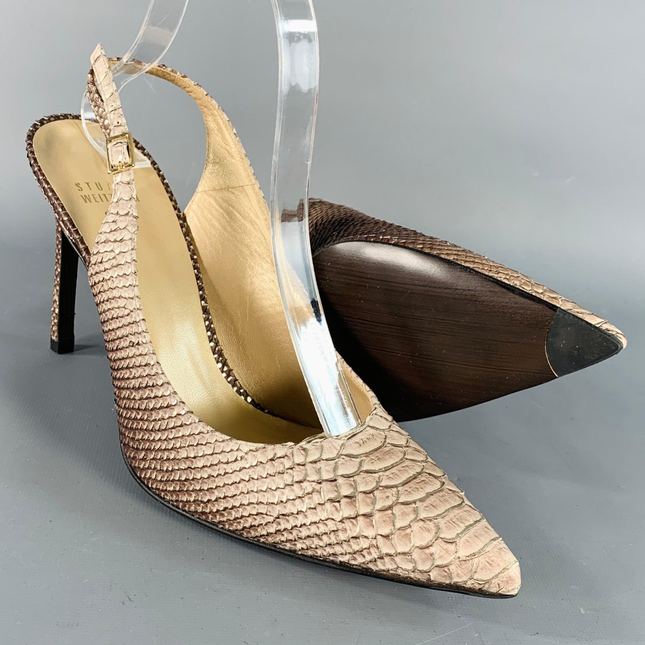STUART WEITZMAN Size 9.5 Daisy Grey Gold Textured Snakeskin Effect Leather Slingback Pumps For Sale 1