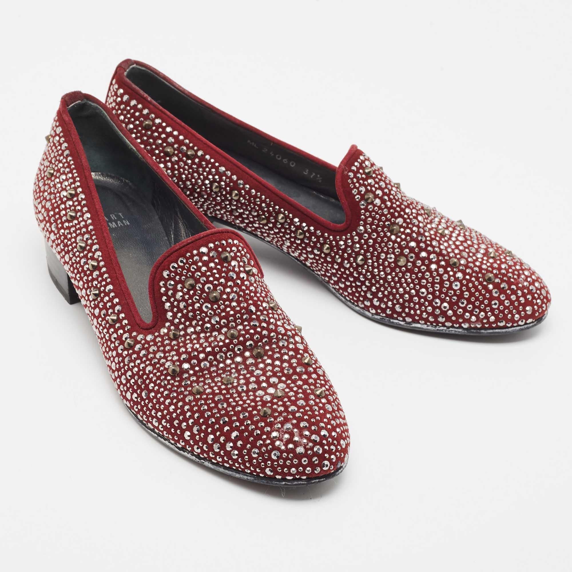 Stuart Weitzman Wildleder Kristall verschönert Nieten Smoking Slippers Größe 37,5 im Zustand „Gut“ im Angebot in Dubai, Al Qouz 2