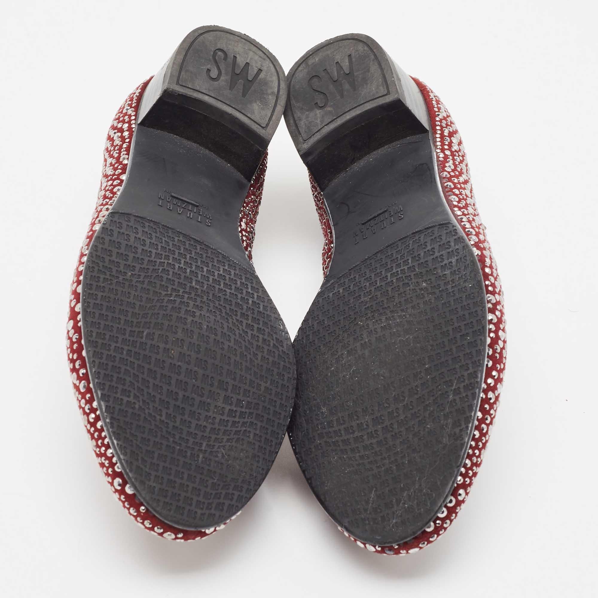 Stuart Weitzman Wildleder Kristall verschönert Nieten Smoking Slippers Größe 37,5 im Angebot 1