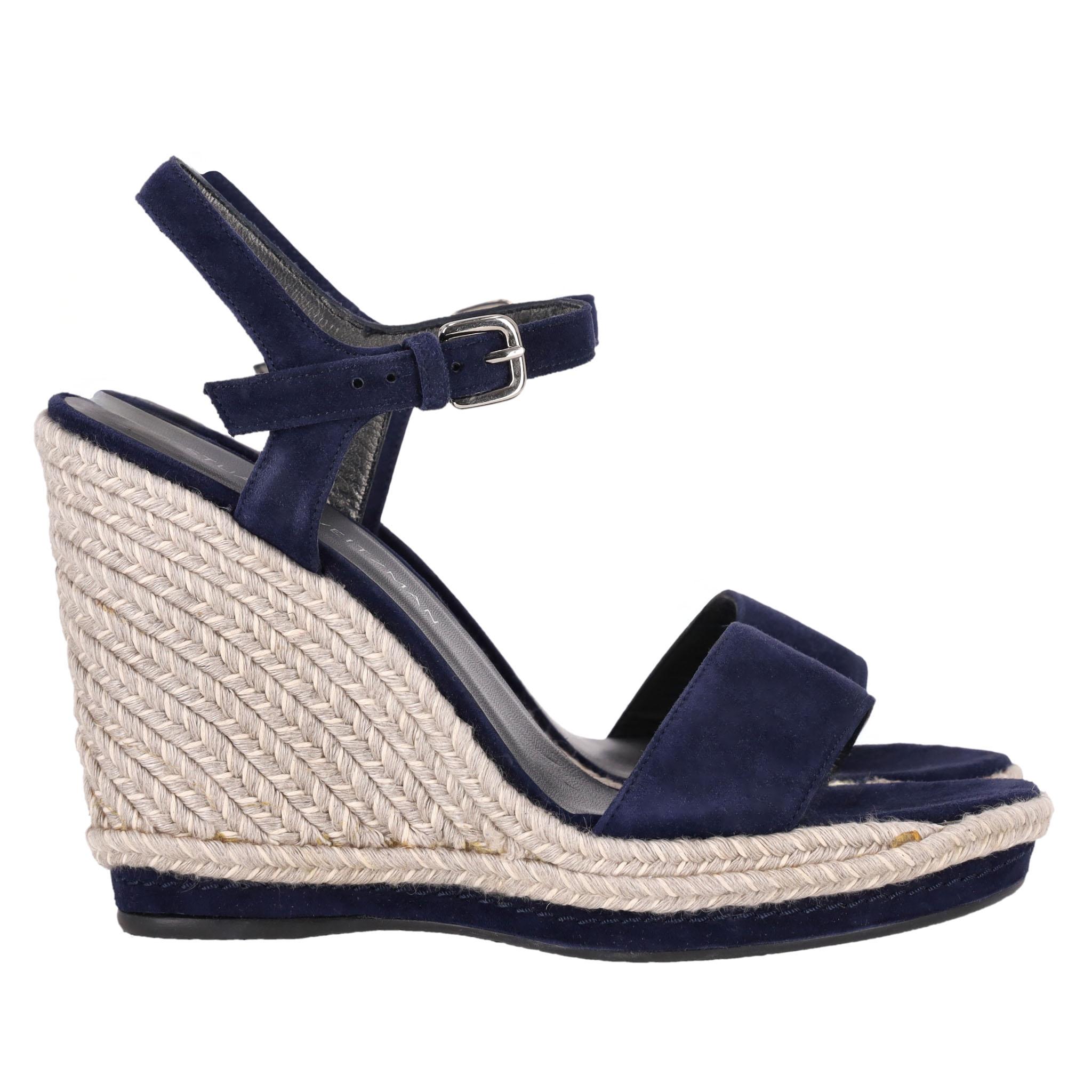 Stuart Weitzman 'Teddi' Suede Espadrille Wedge Sandals Beige en venta