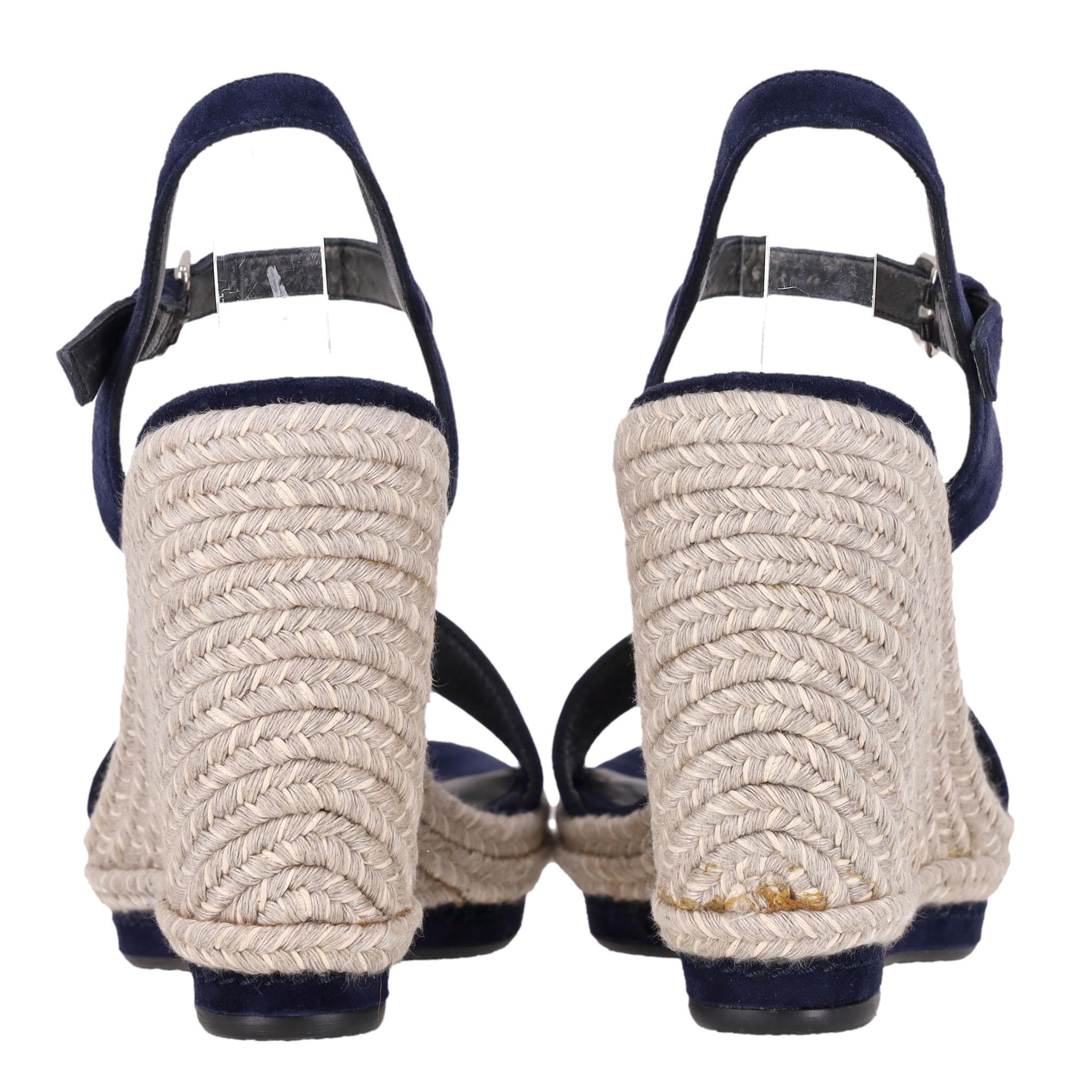 Stuart Weitzman 'Teddi' Suede Espadrille Wedge Sandals en Bueno estado para la venta en London, GB