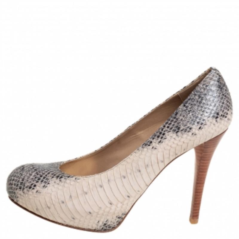Beige Stuart Weitzman Two Tone Watersnake Platform Pumps Size 39 For Sale