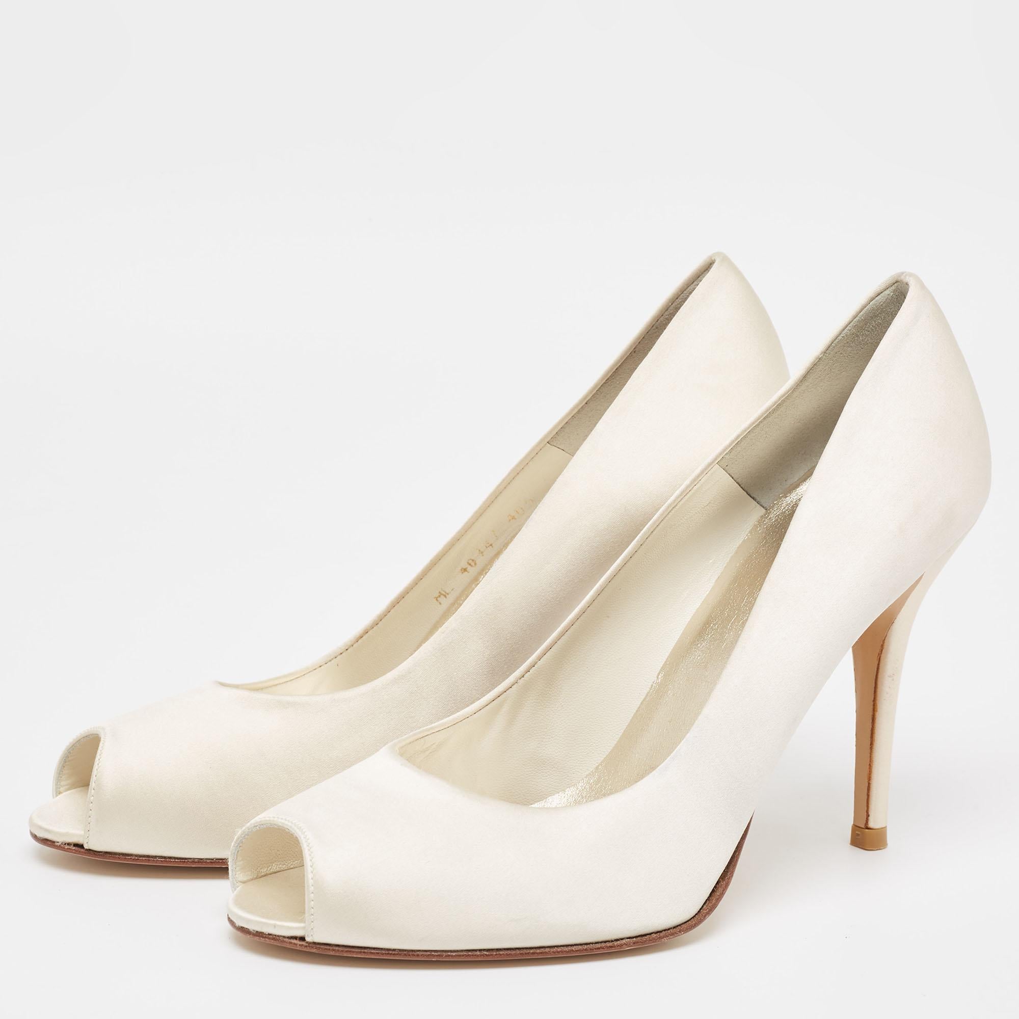 Complement your well-put-together outfit with these authentic designer shoes. Timeless and classy, they have an amazing construction for enduring quality and comfortable fit.