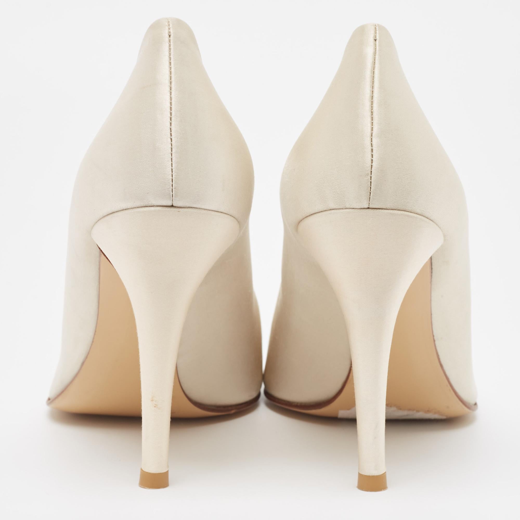 Stuart Weitzman White Satin Peep Toe Pumps Size 40.5 For Sale 1