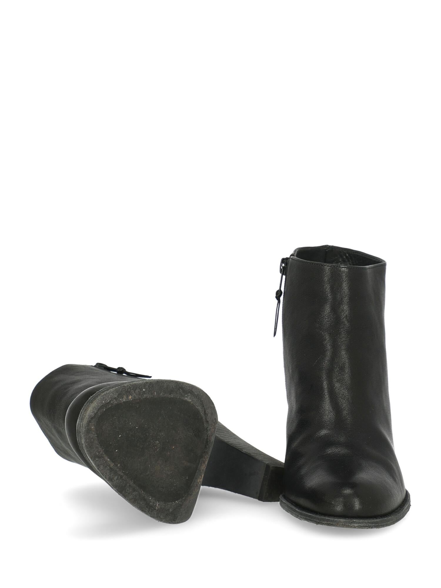 Stuart Weitzman Woman Ankle boots Black Leather IT 39.5 For Sale 1