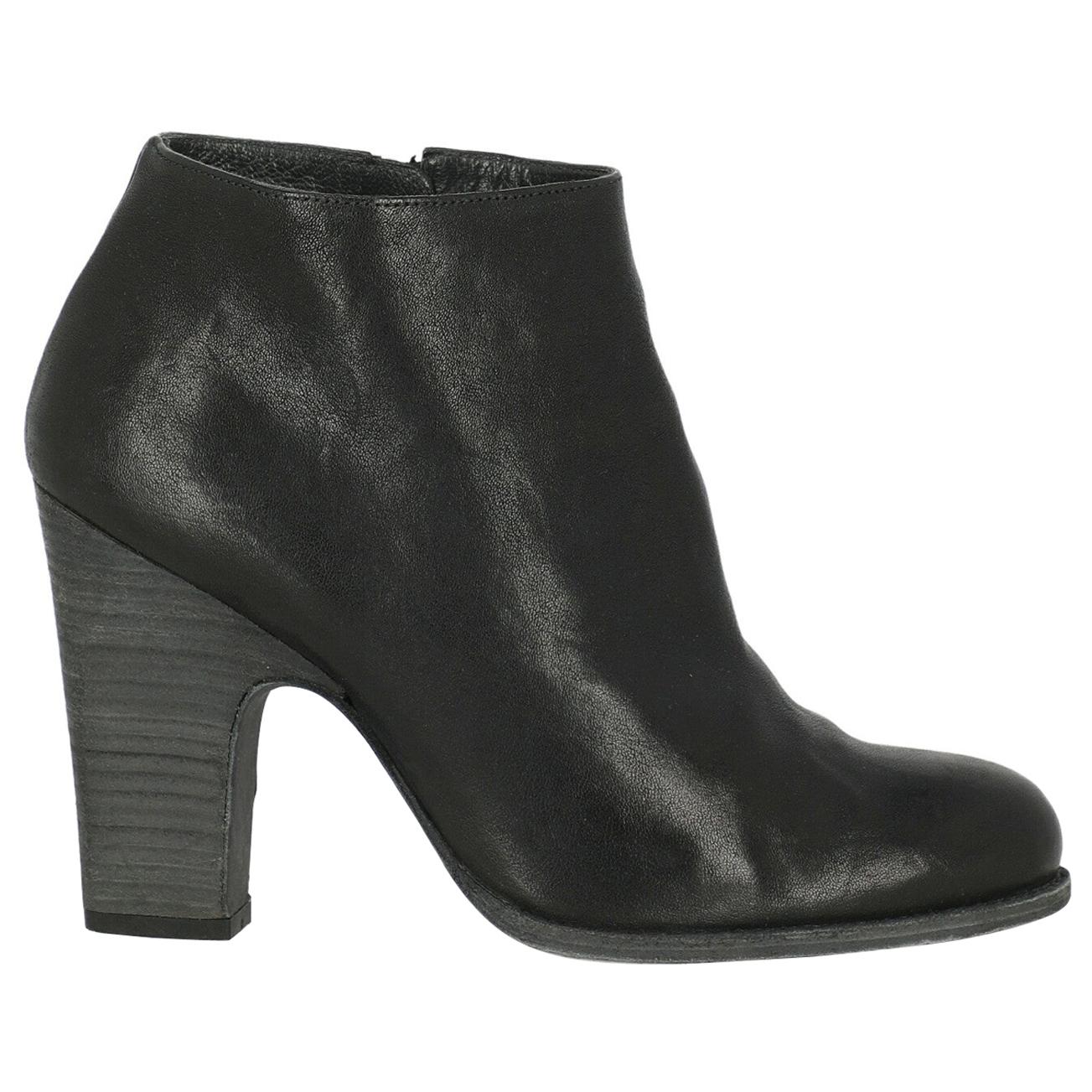 Stuart Weitzman Woman Ankle boots Black Leather IT 39.5 For Sale