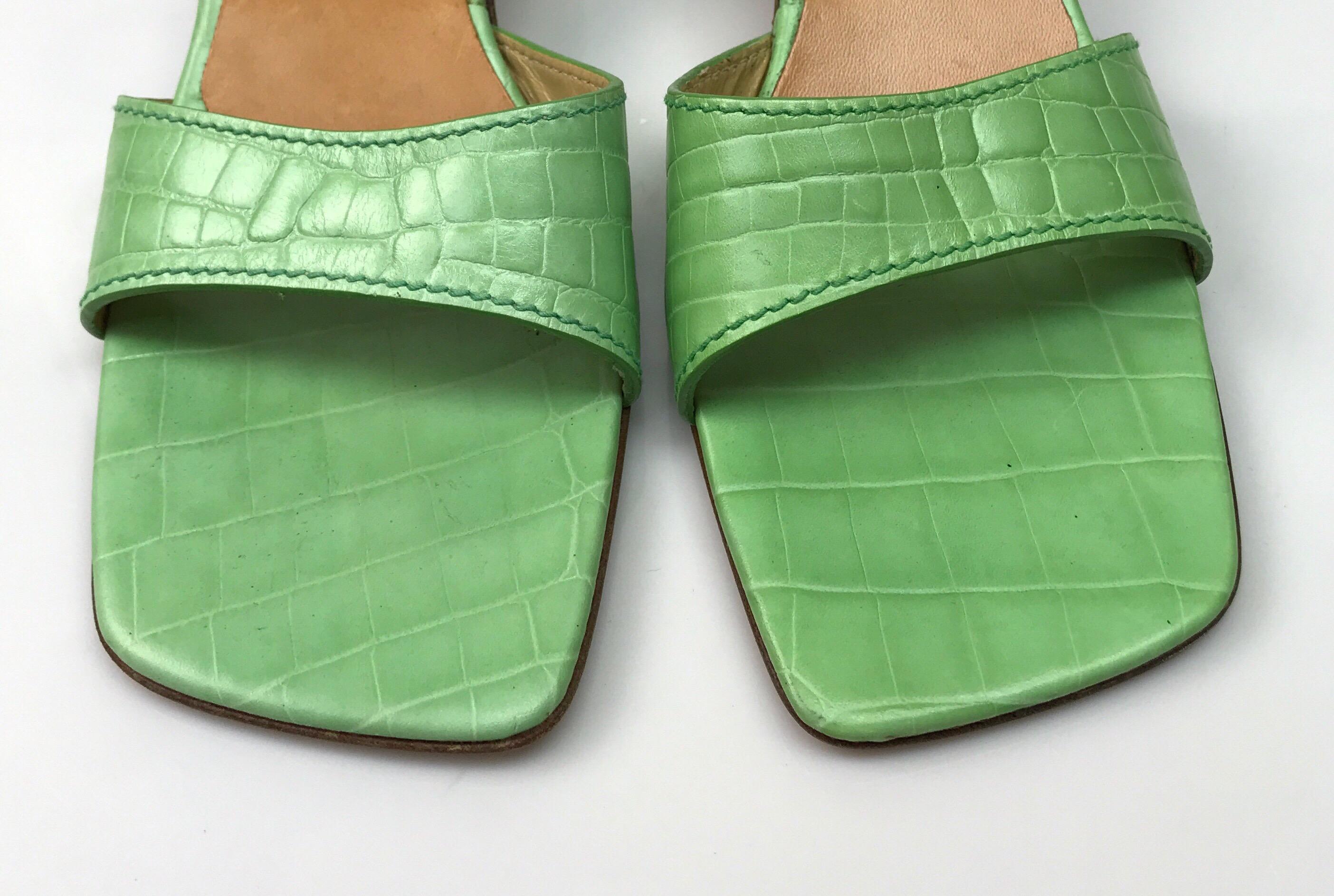 Women's Stubbs & Wooton GREEN Faux Alligators Shoes-9.5