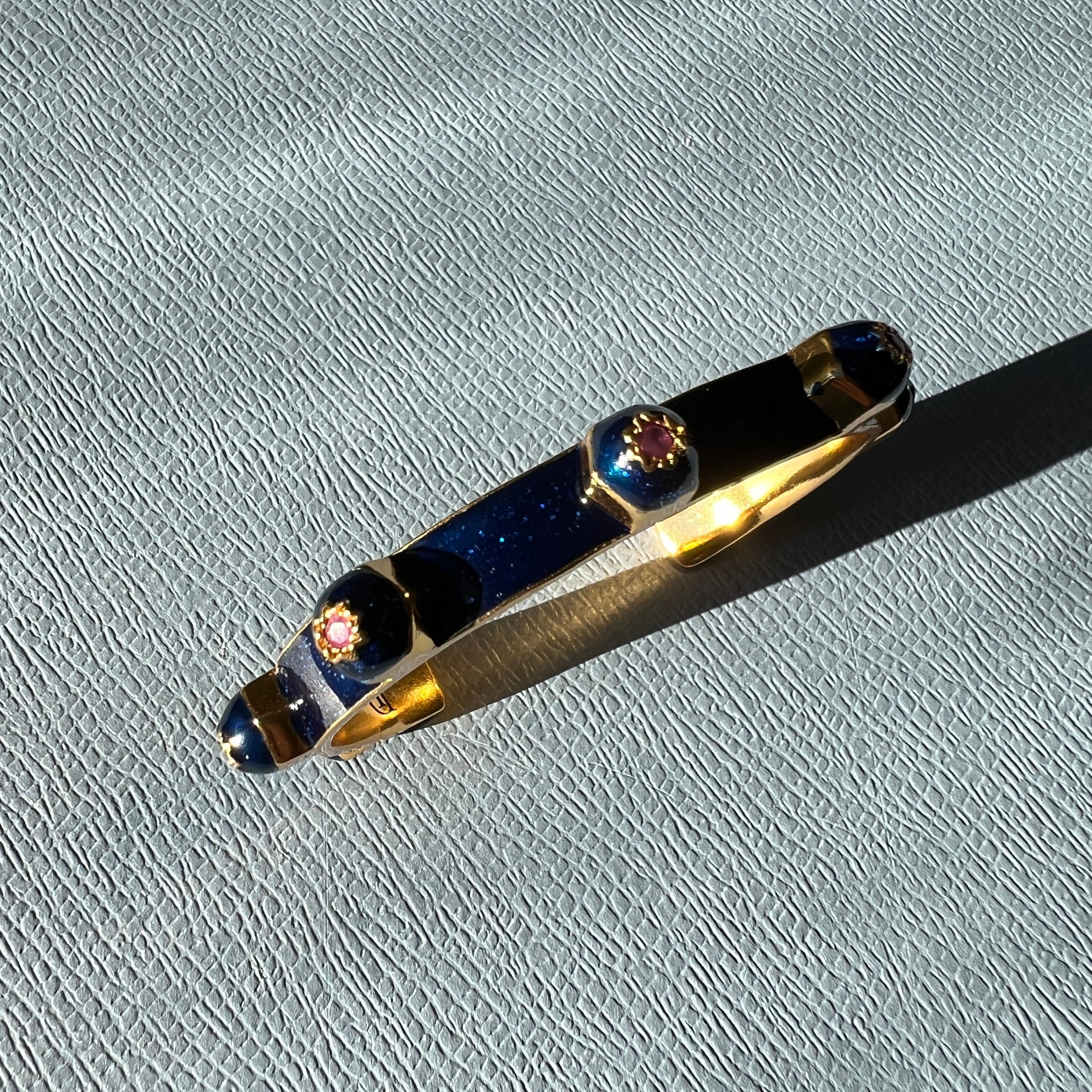 Bracciale statement in smalto blu Rubini Stelle a otto punte In condizioni Nuovo in vendita a Los Angeles, CA