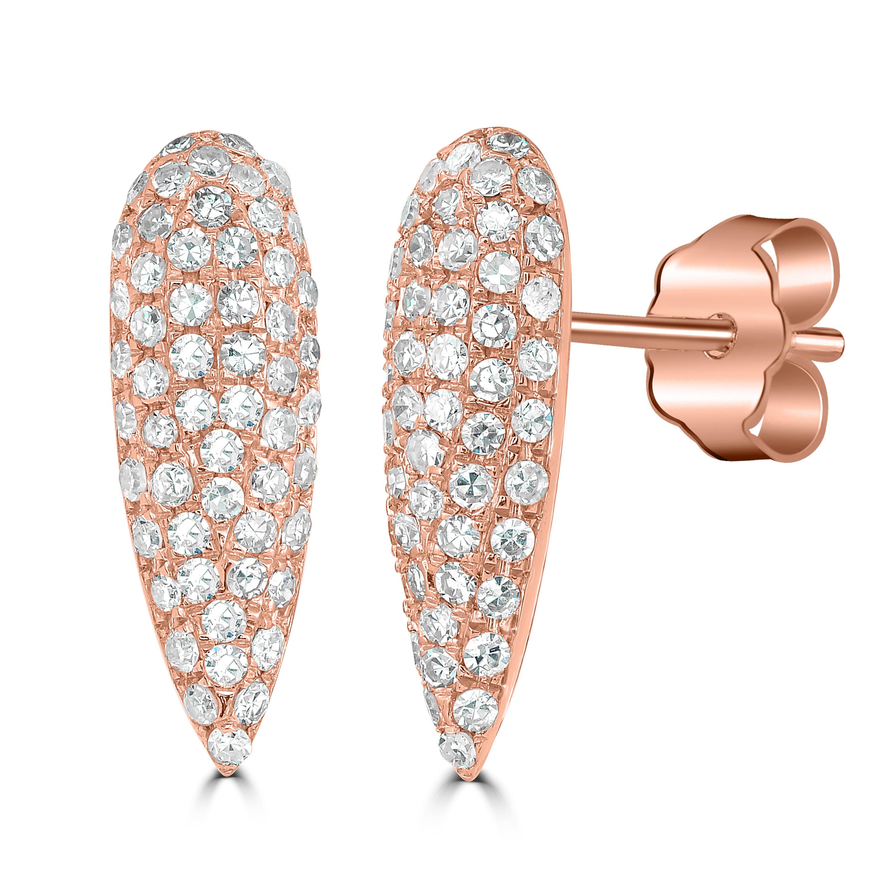 Une paire unique de clous d'oreilles Luxle, ornés de diamants ronds sertis en pavage dans un design dramatique en forme de goutte d'eau en or rose 14 carats, apportera certainement une touche de paillettes et de glamour à tout ensemble.

Suivez la