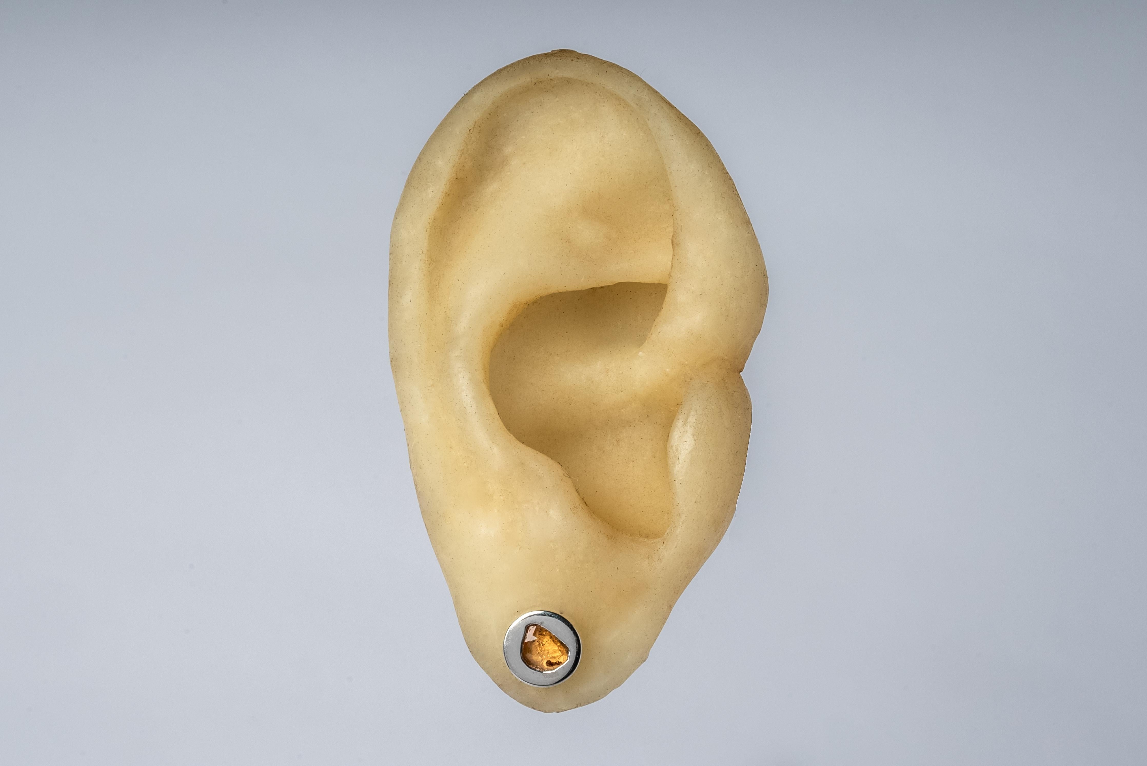Women's or Men's Stud Earring (0.2 CT, Orange Sapphire Faceted Slab, PA+SAF) For Sale