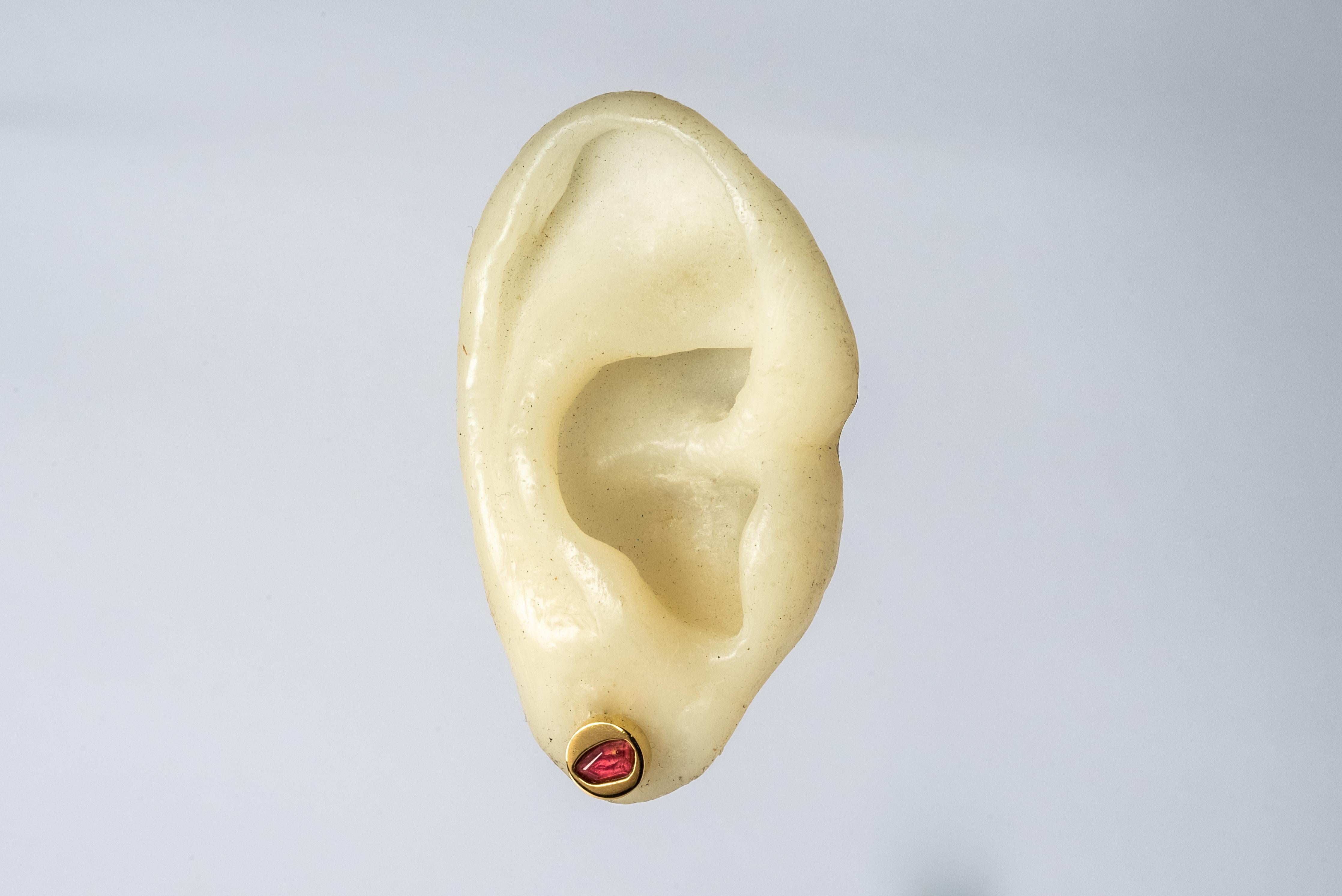 Women's or Men's Stud Earring (0.2 CT, Ruby Slice, YGA+RUB) For Sale