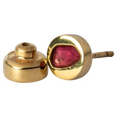 Stud Earring (0.2 CT, Ruby Slice, YGA+RUB)