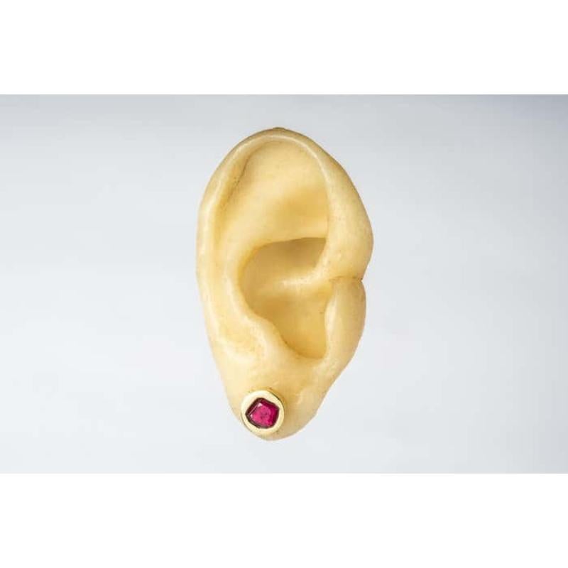 Women's or Men's Stud Earring (0.5 CT, Ruby Slice, YGA+RUB) For Sale