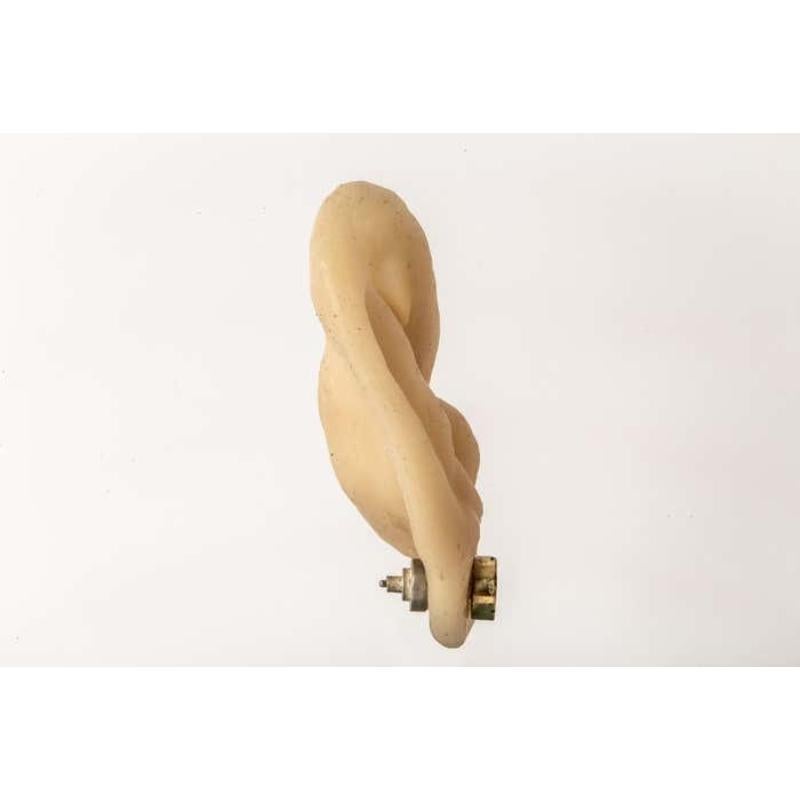 Stud Earring (Fuse, 0.2 CT, Yellow Diamond Slab, DA18K+YDIA) For Sale 2