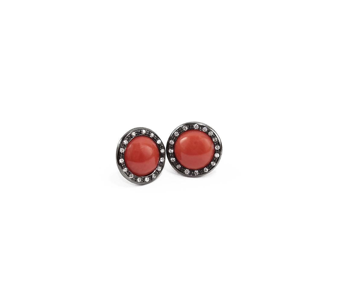 Artisan Stud Earrings in 18 Karat Gold, Coral and Ice Diamonds For Sale