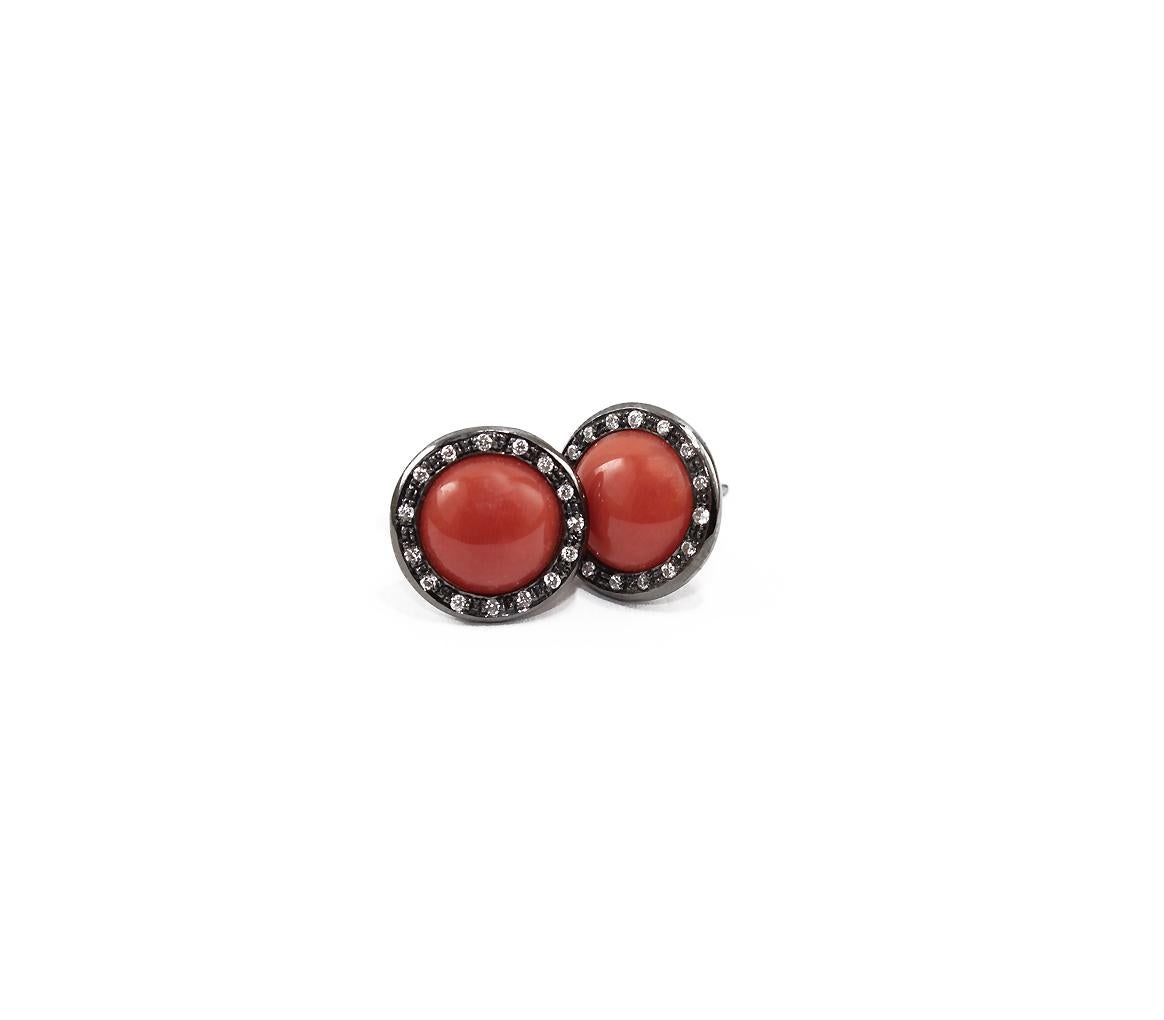 Cabochon Stud Earrings in 18 Karat Gold, Coral and Ice Diamonds For Sale