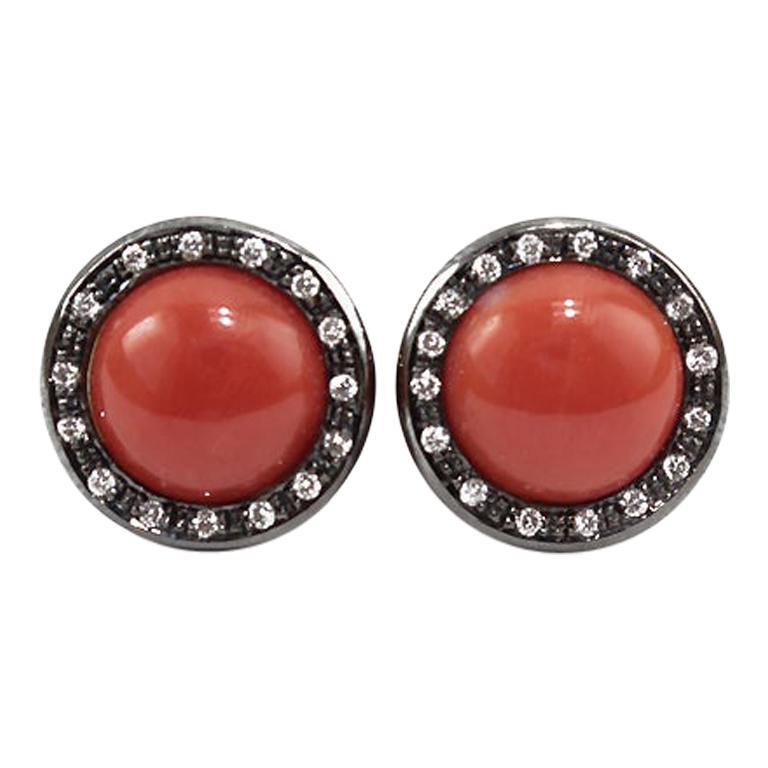 Stud Earrings in 18 Karat Gold, Coral and Ice Diamonds For Sale