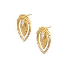 Orecchini pendenti in oro giallo 18 carati con diamanti a forma di pera