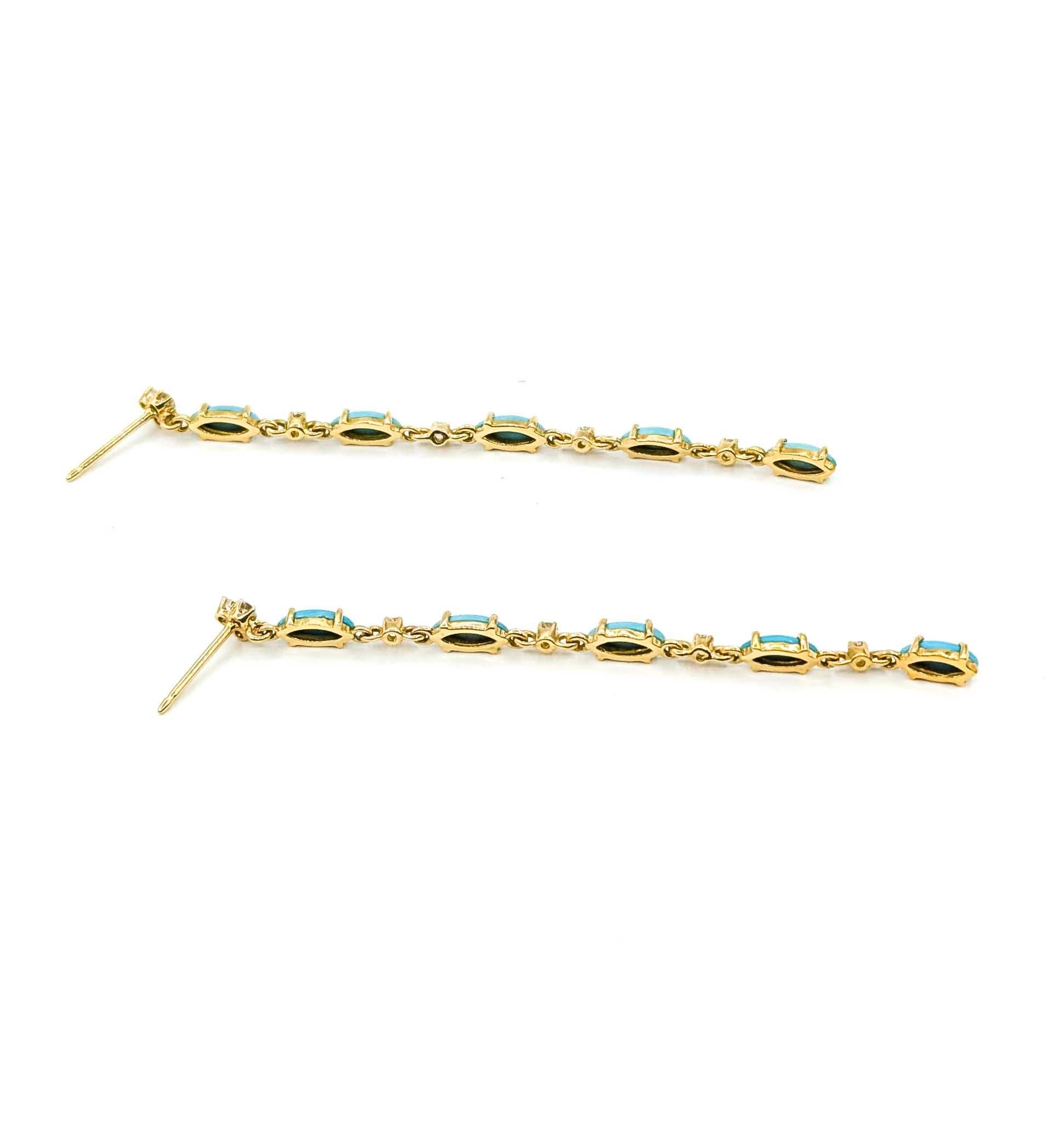 Orecchini pendenti con turchese e diamanti in oro giallo 14k in vendita 3