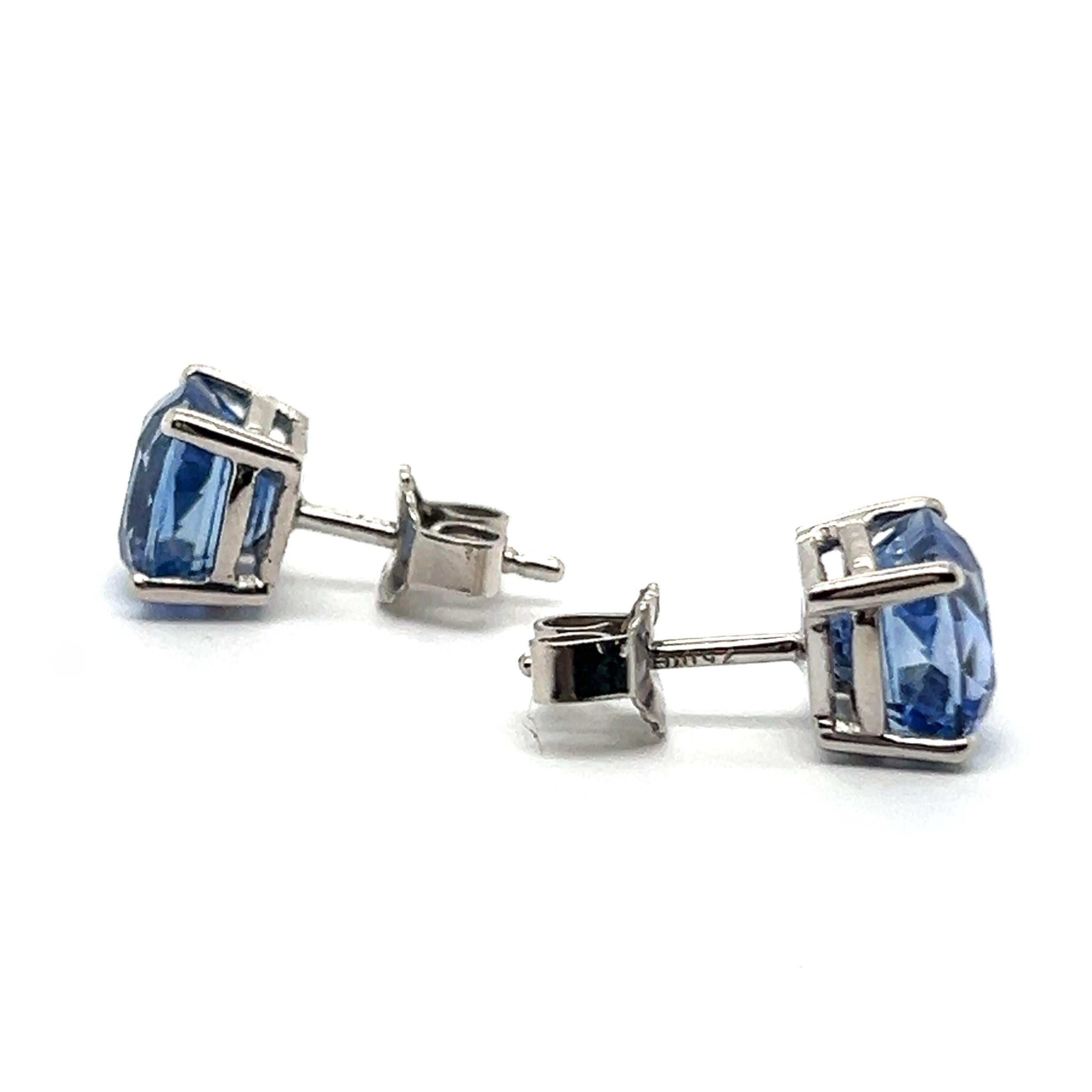 Studd Earrings with unheated Sapphires in 18 Karat White Gold For Sale 2