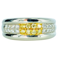 Bague en or jaune 18 carats avec diamants jaunes et blancs de 0,46 carat de Studio