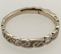 STUDIO 311 Borderless Narrow Infinity Knot 14k WG Band with 5 Diamond Accents