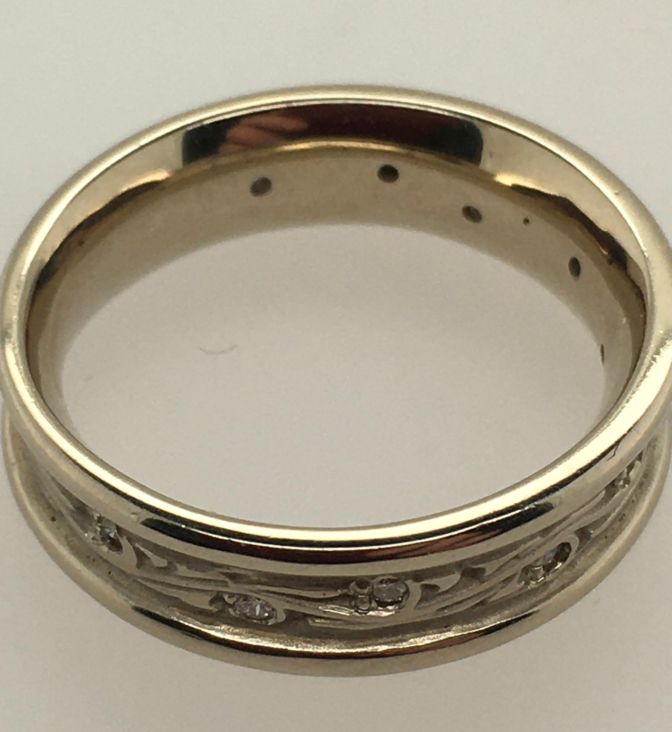 Studio 311 Narrow Starry Nite 14k WG Band with Ten .10TW Diamonds, 1.5mm Borders In Excellent Condition For Sale In Kennebunkport, ME