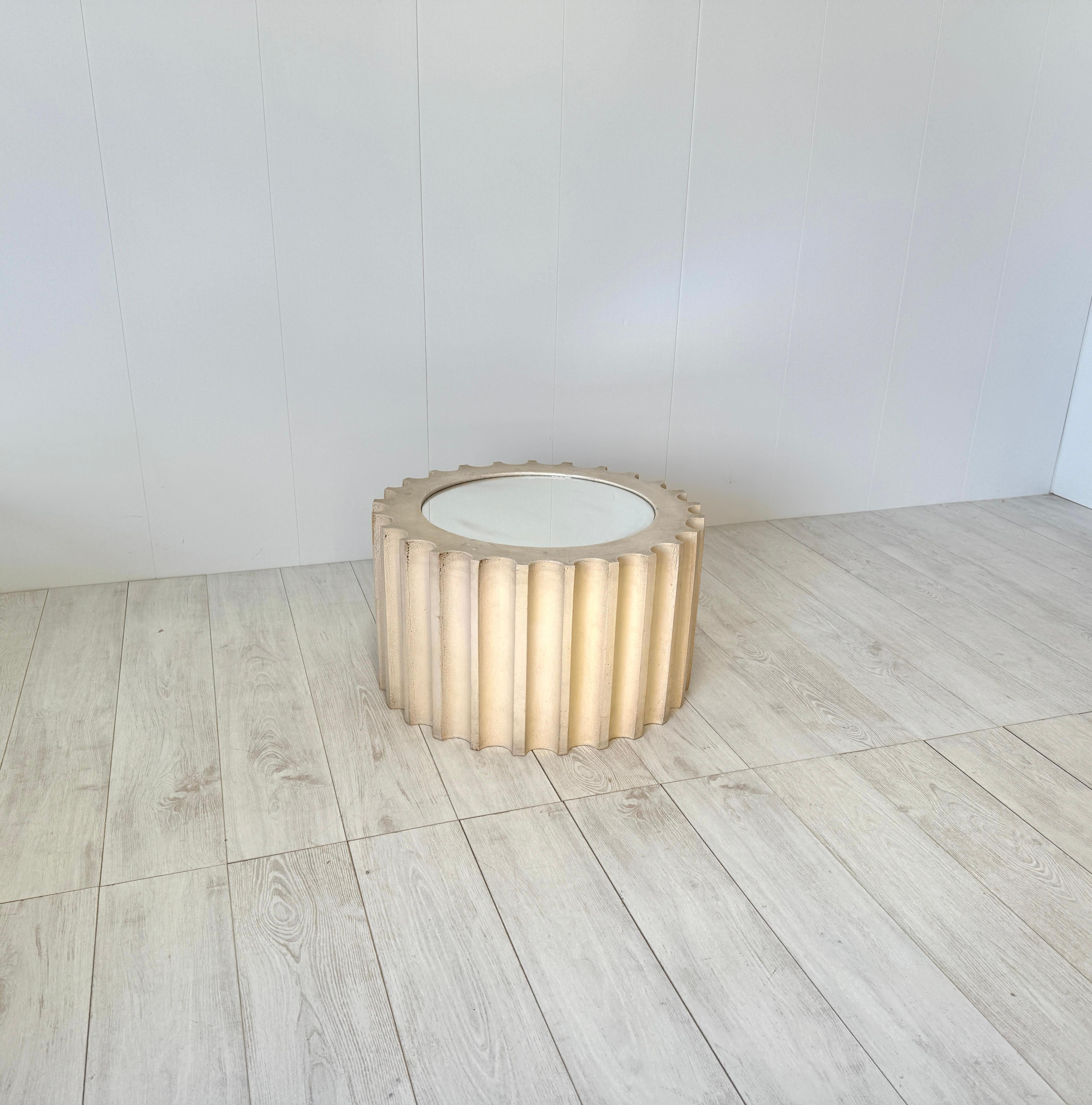 italien Studio 65, table d'appoint Attica TL, prod. Gufram, 2008, édition limitée ex. 3/1000 en vente