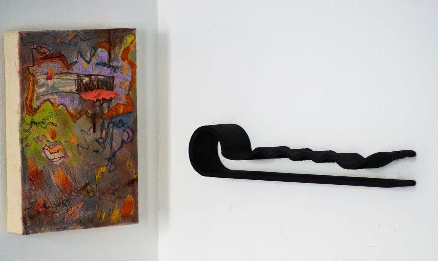 Studio apotroes: Mini-Regal/Wandkunst aus Massivholz (Moderne) im Angebot