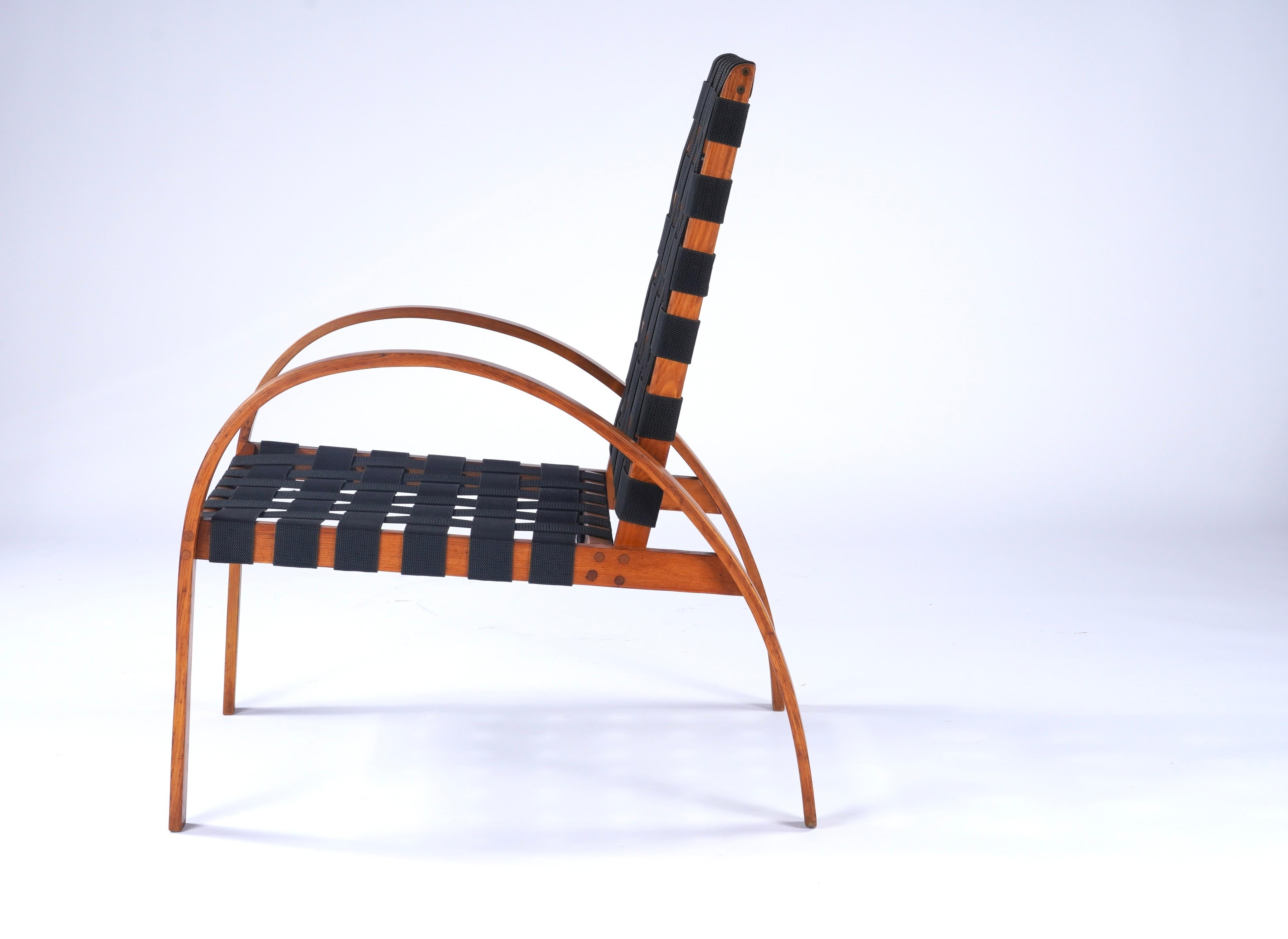 Fauteuil Studio en Oak Oak avec sangles noires en vente 1