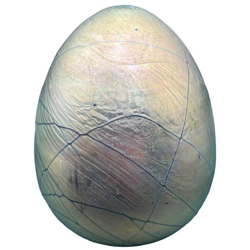 American Studio Art Glas Iridescent Egg Paperweight Signed Maslach 1979 For Sale
