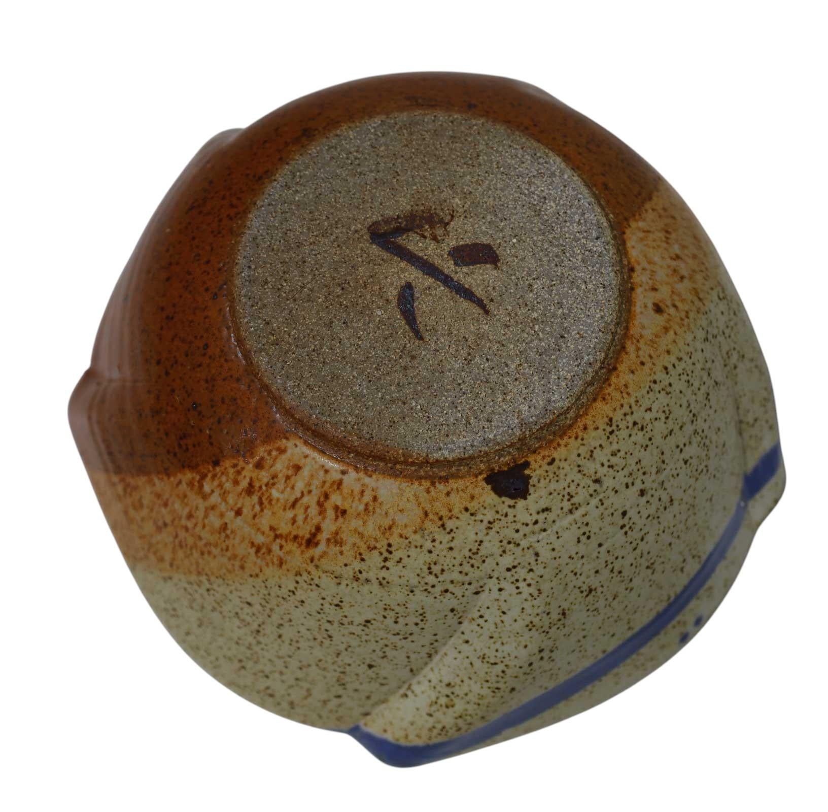 Mid-Century Modern Studio Art Pottery Bowl, Signed For Sale
