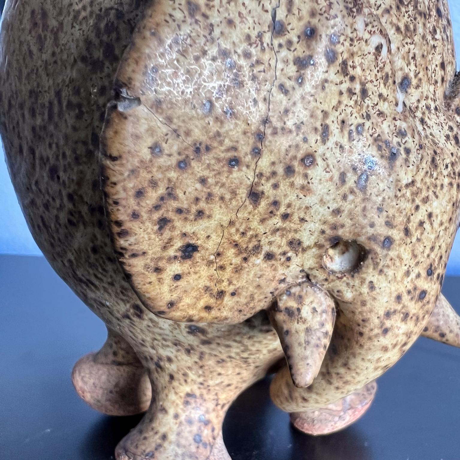 Studio Pottery 1960 in gres con elefante e uccellino in vendita 7