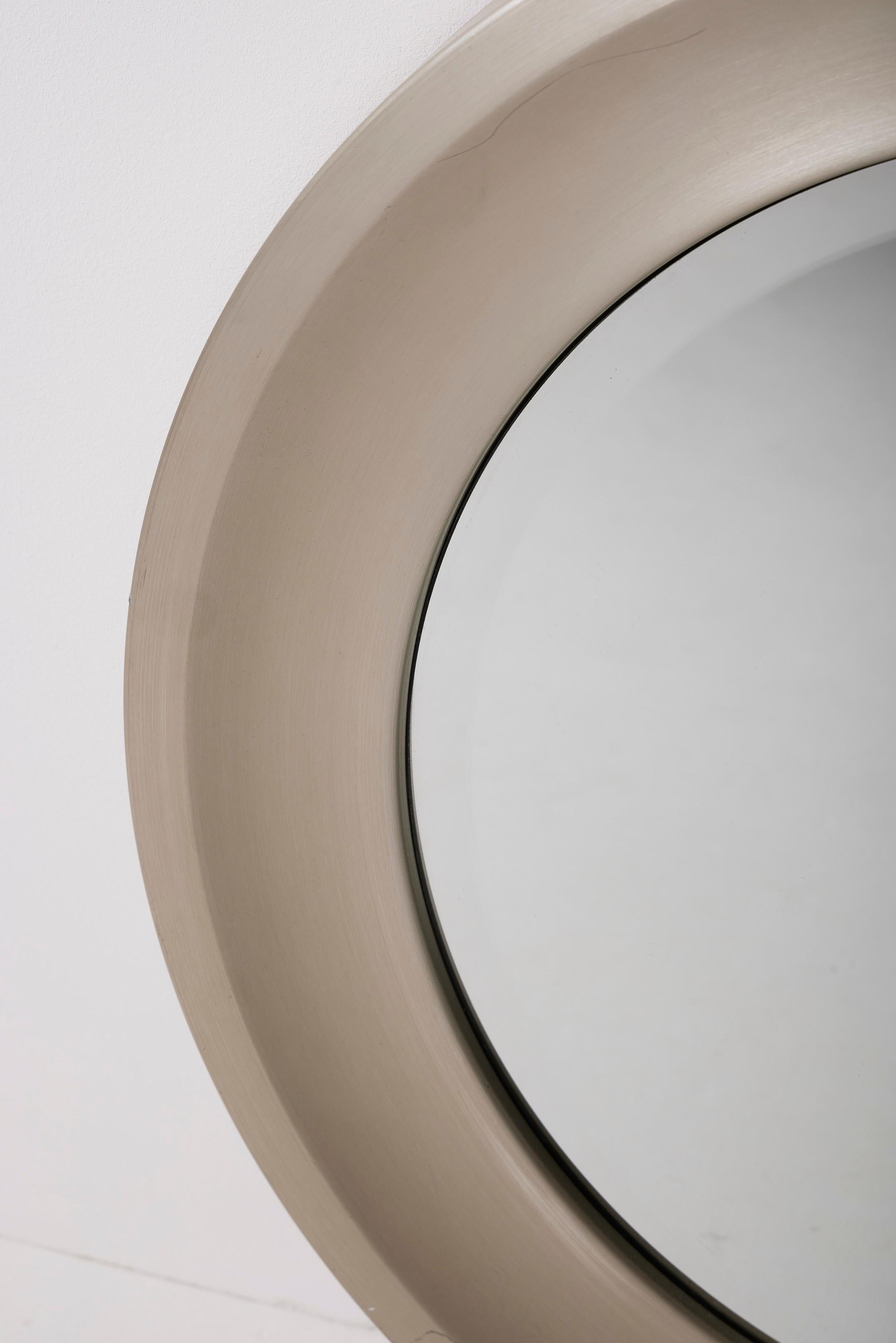 Espejo Studio Artemide siglo XX