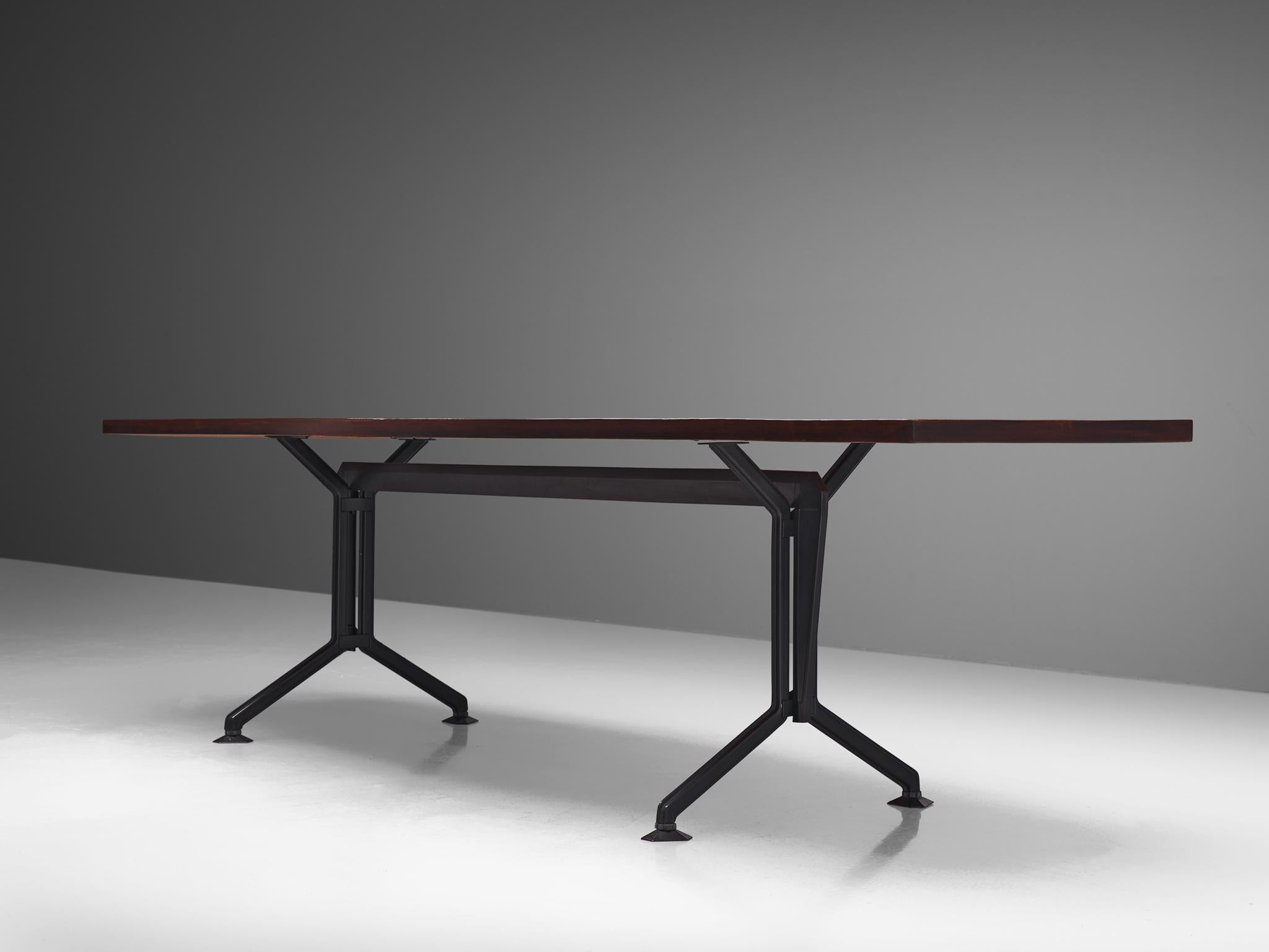 Studio BBPR 'Arco' Conference Table in Rosewood In Good Condition In Waalwijk, NL