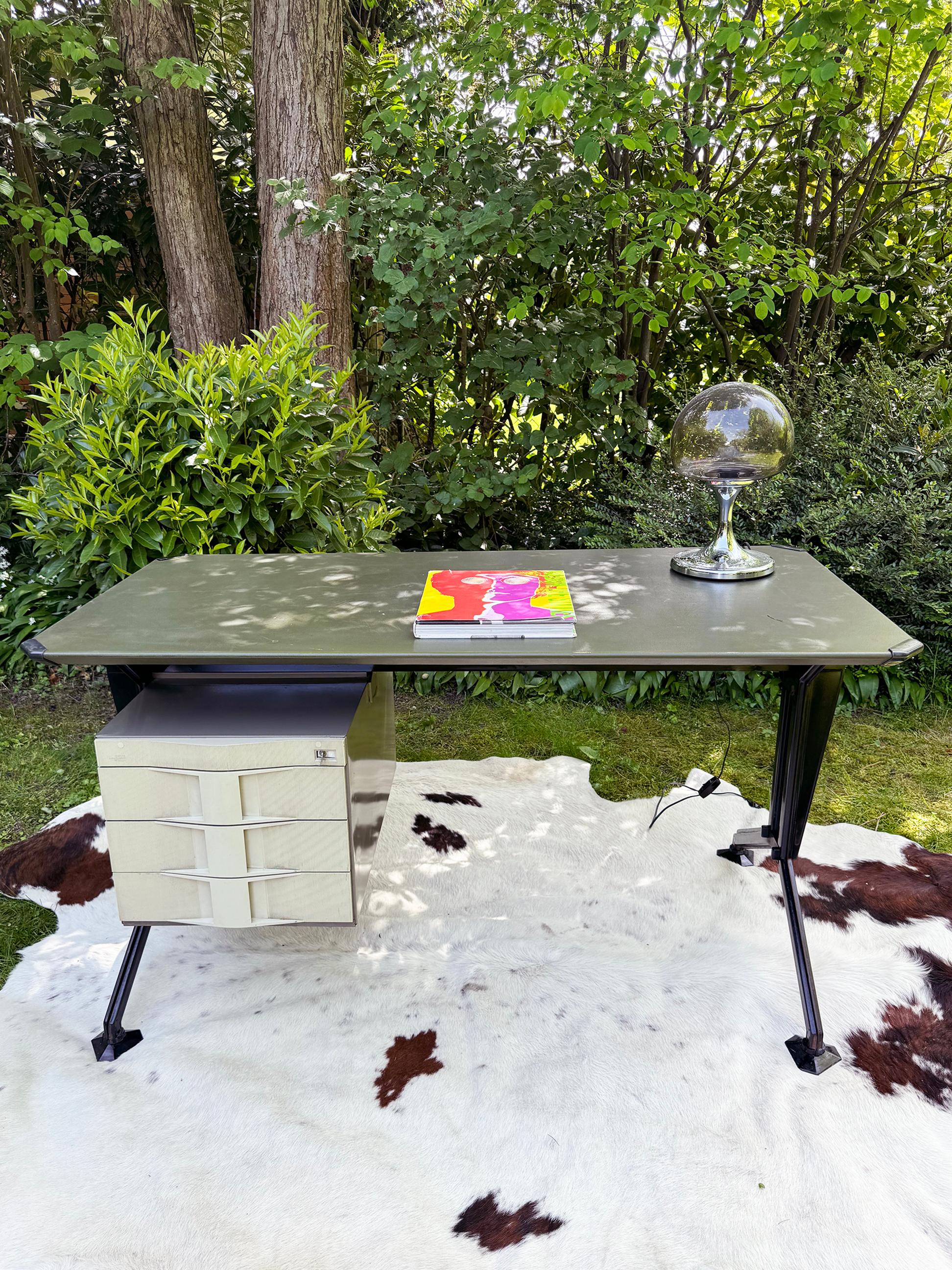 Italiano Studio BBPR per Olivetti Sintesis 